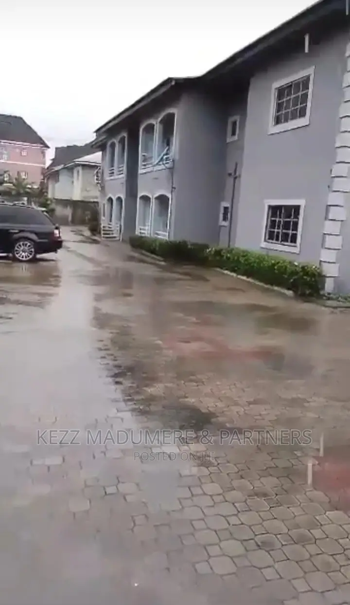 16bdrm Block of Flats in Dr Peter Odili, Port for sale