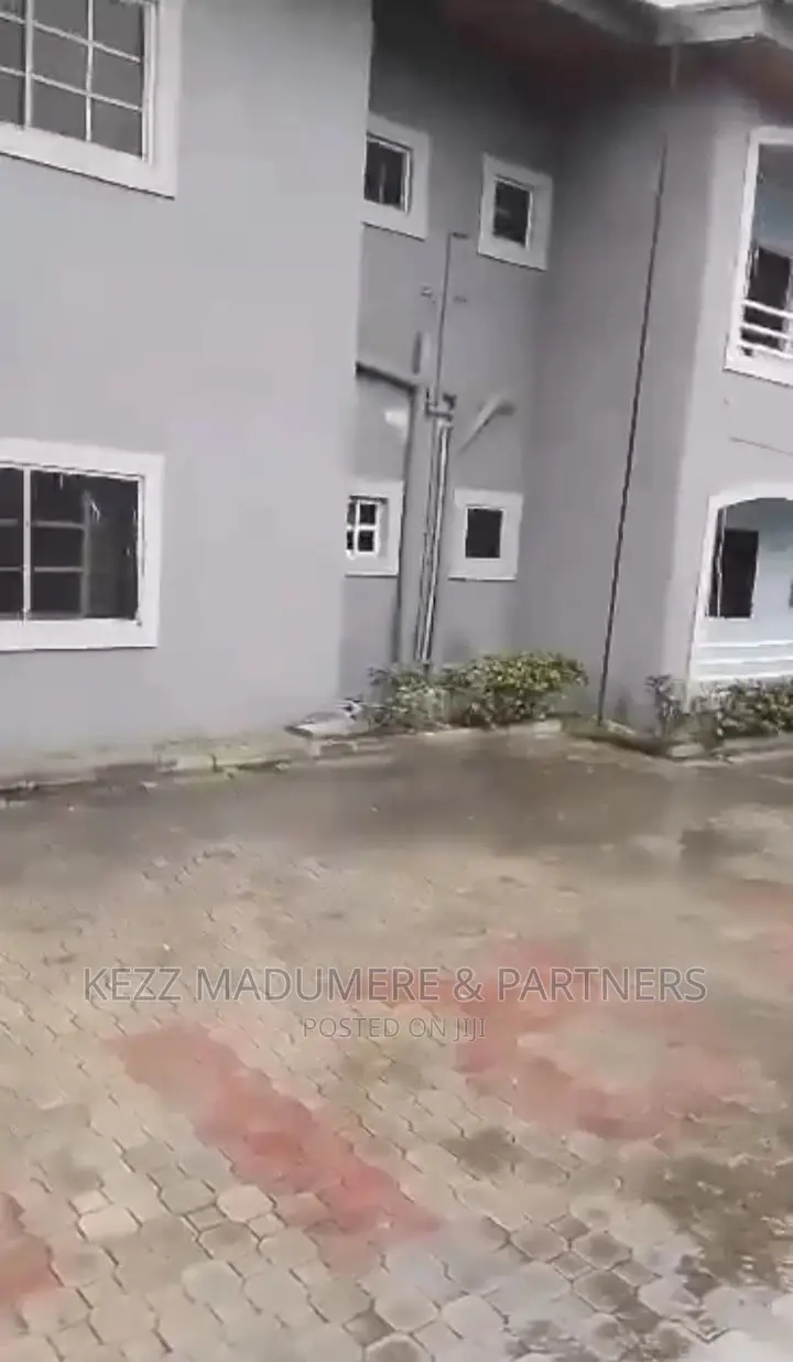 16bdrm Block of Flats in Dr Peter Odili, Port for sale