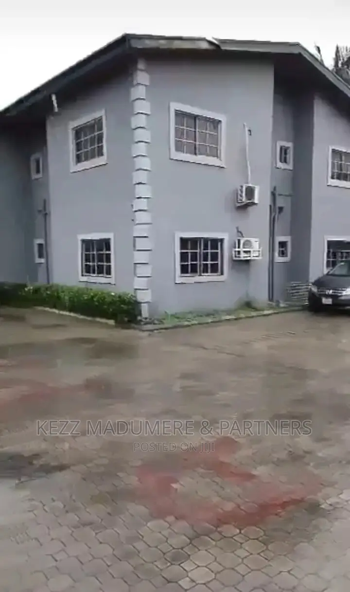 16bdrm Block of Flats in Dr Peter Odili, Port for sale