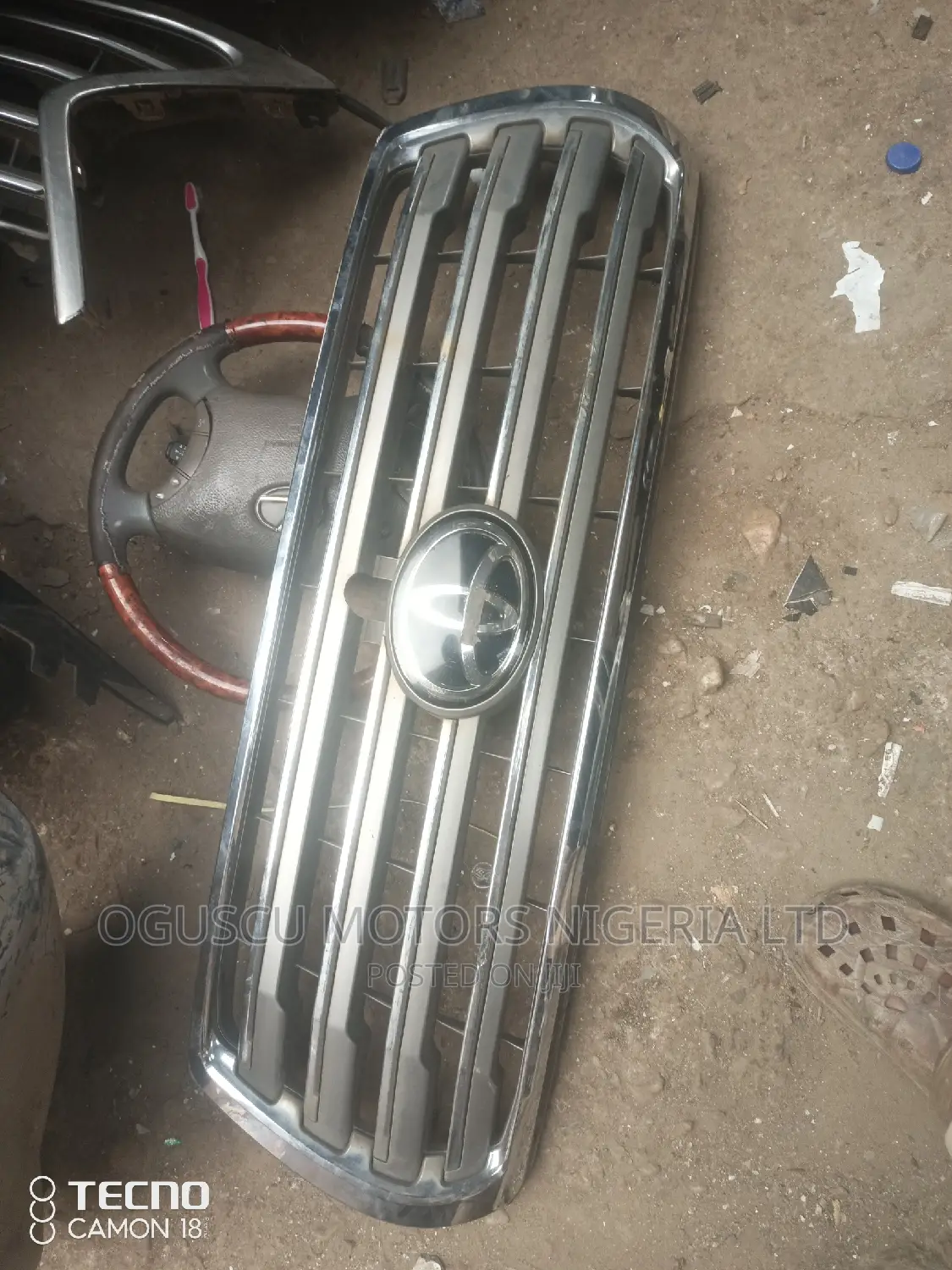 Front Grille Land Cruiser 2014