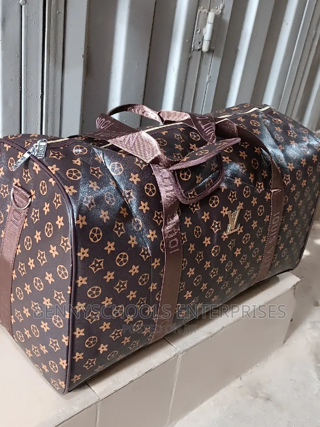 Big Luis Vuitton Leather Travelling Luggage and Duffle Bag