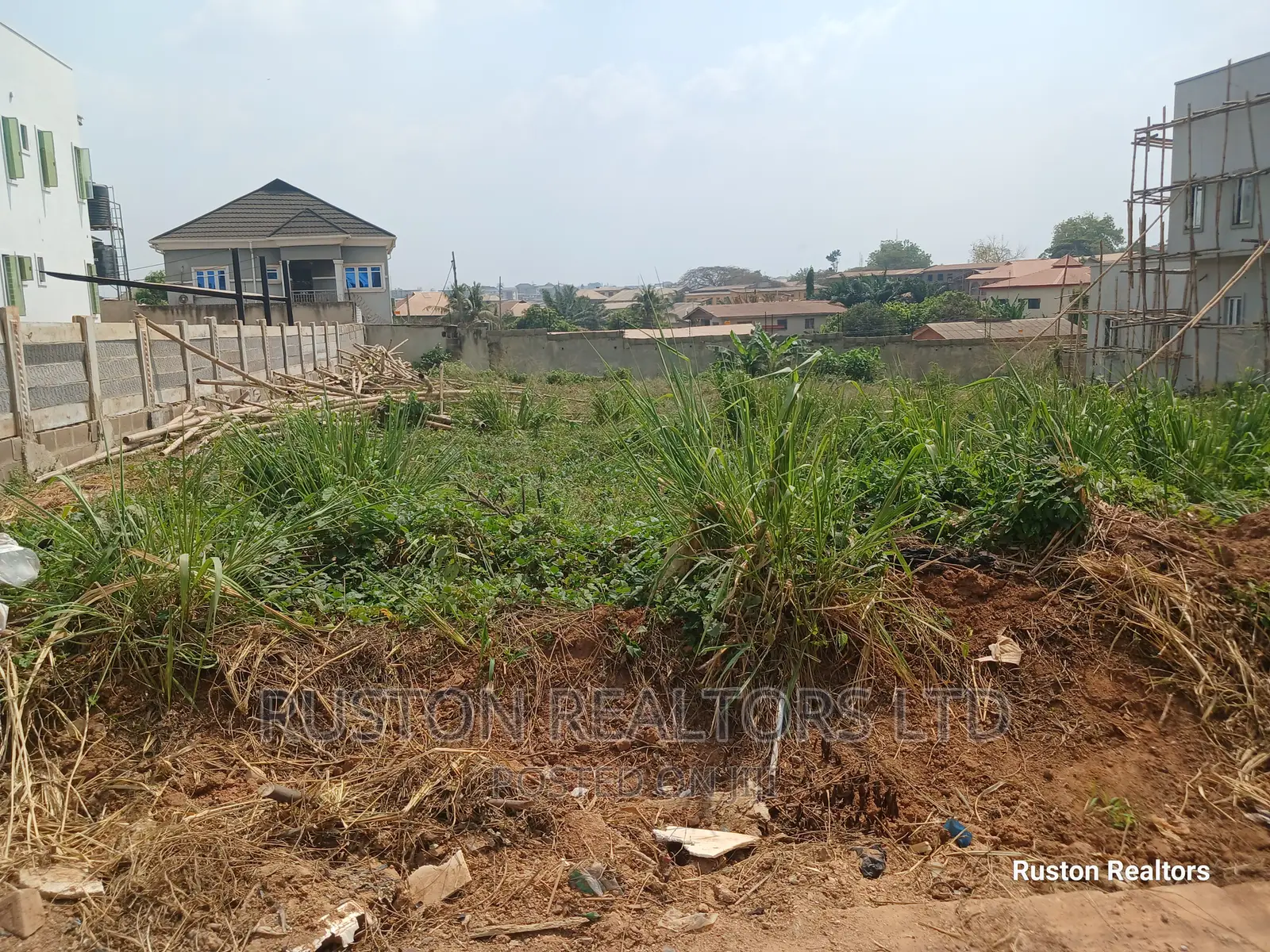 Land Measuring 1000sm at Lere Adigun GRA
