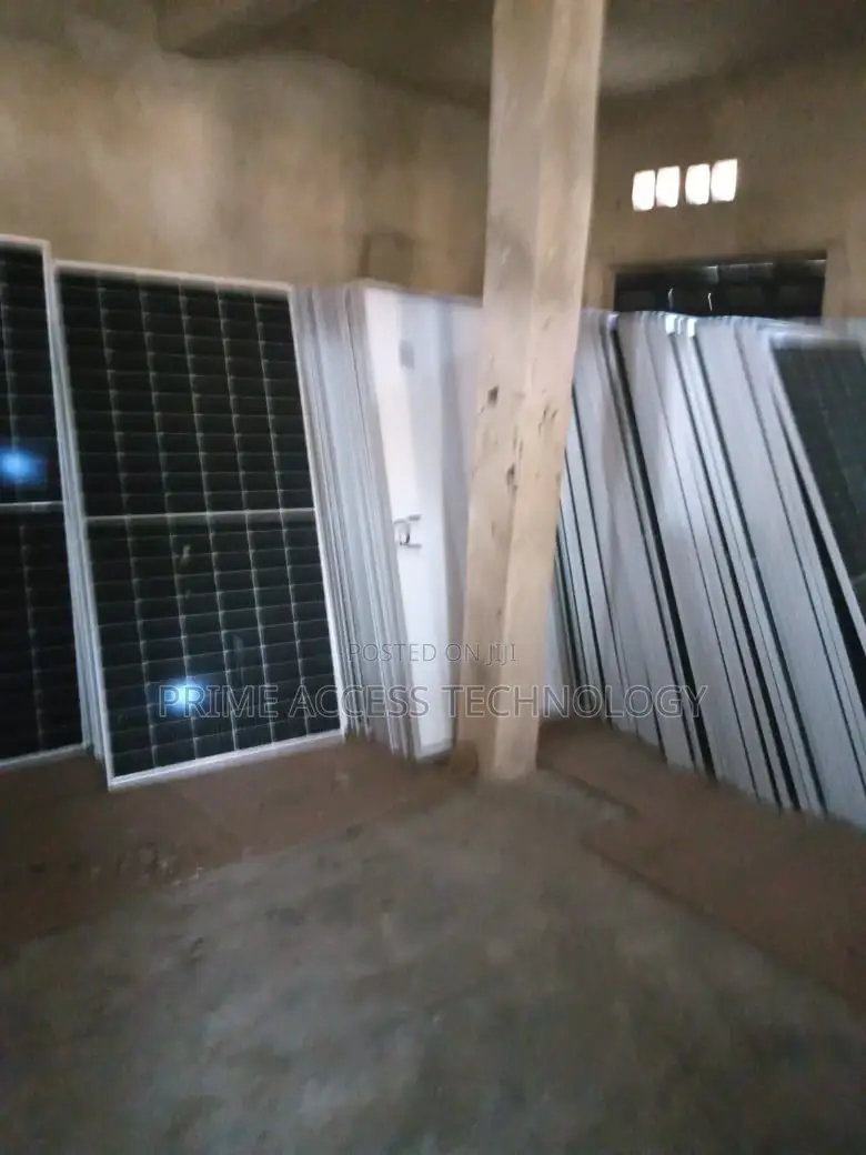 550watts Half Cult Mono Solar Panel