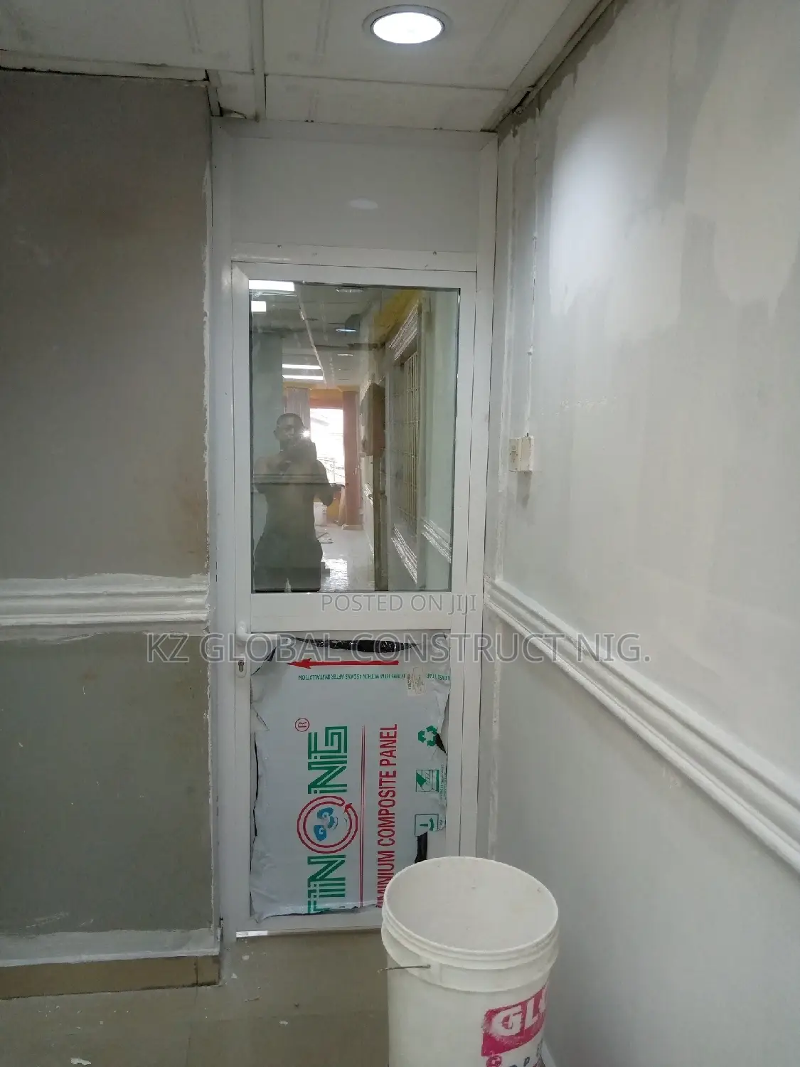 Aluminum Hinge Door Series 10