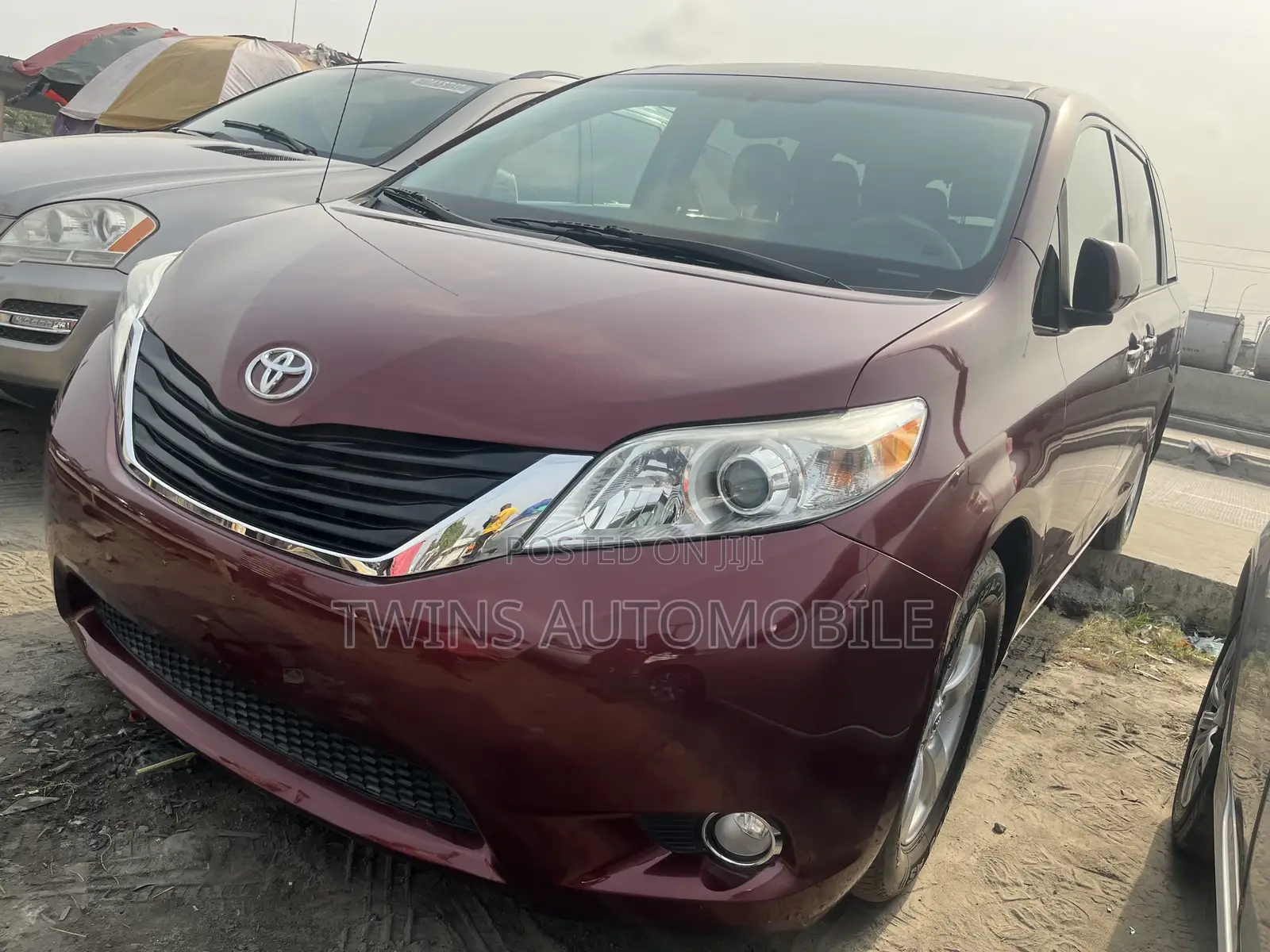 Toyota Sienna LE 8 Passenger 2011 Red