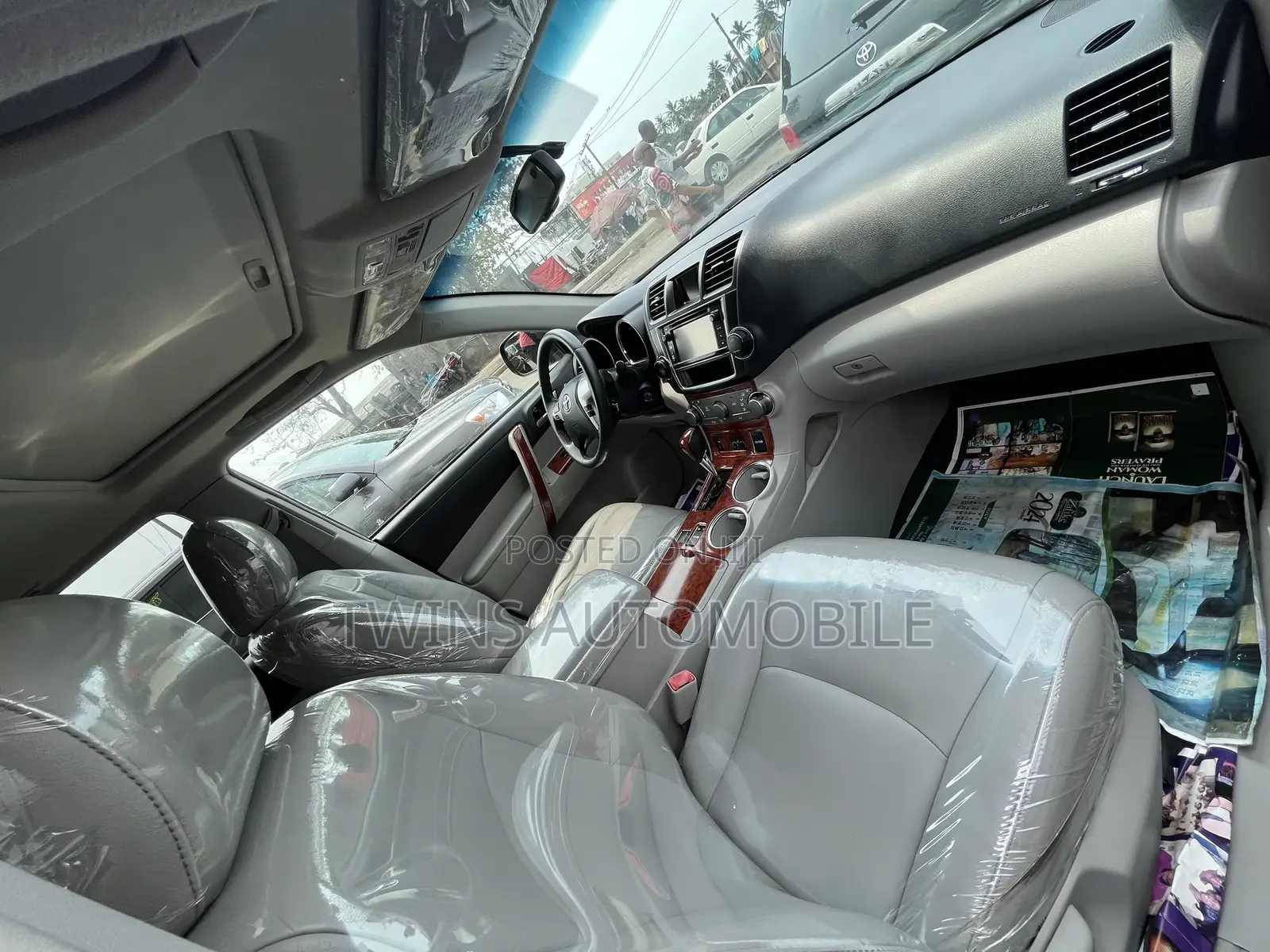 Toyota Highlander Limited 3.5l 4WD 2013 Black