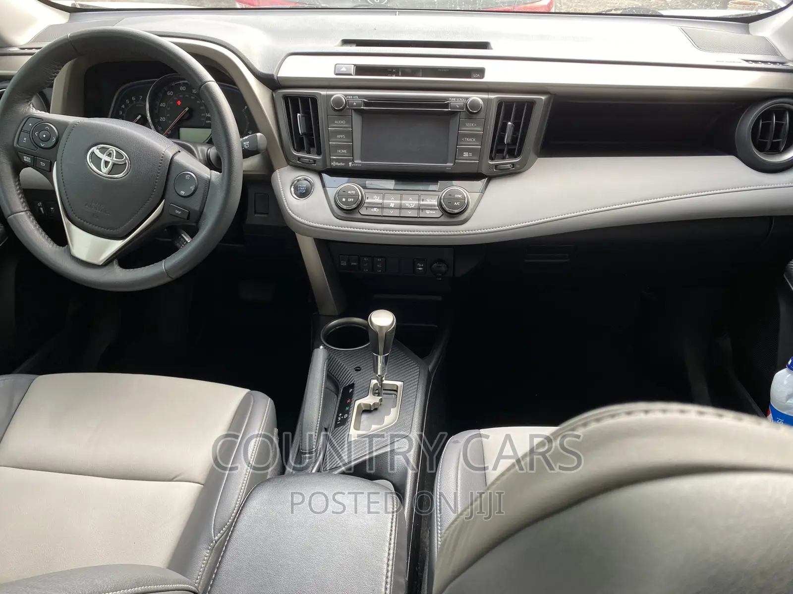Toyota RAV4 2015 White