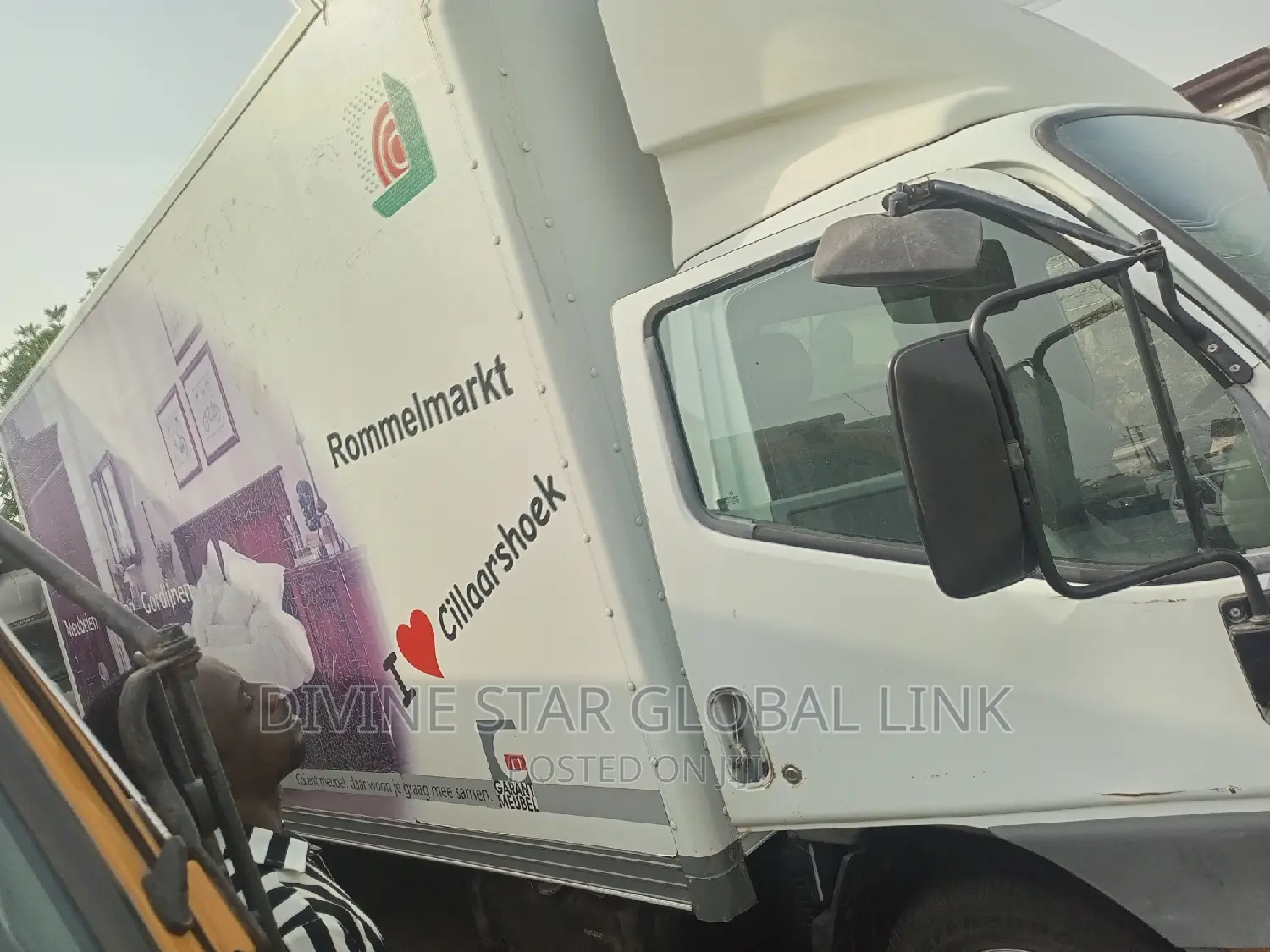 Mitsubishi Canta