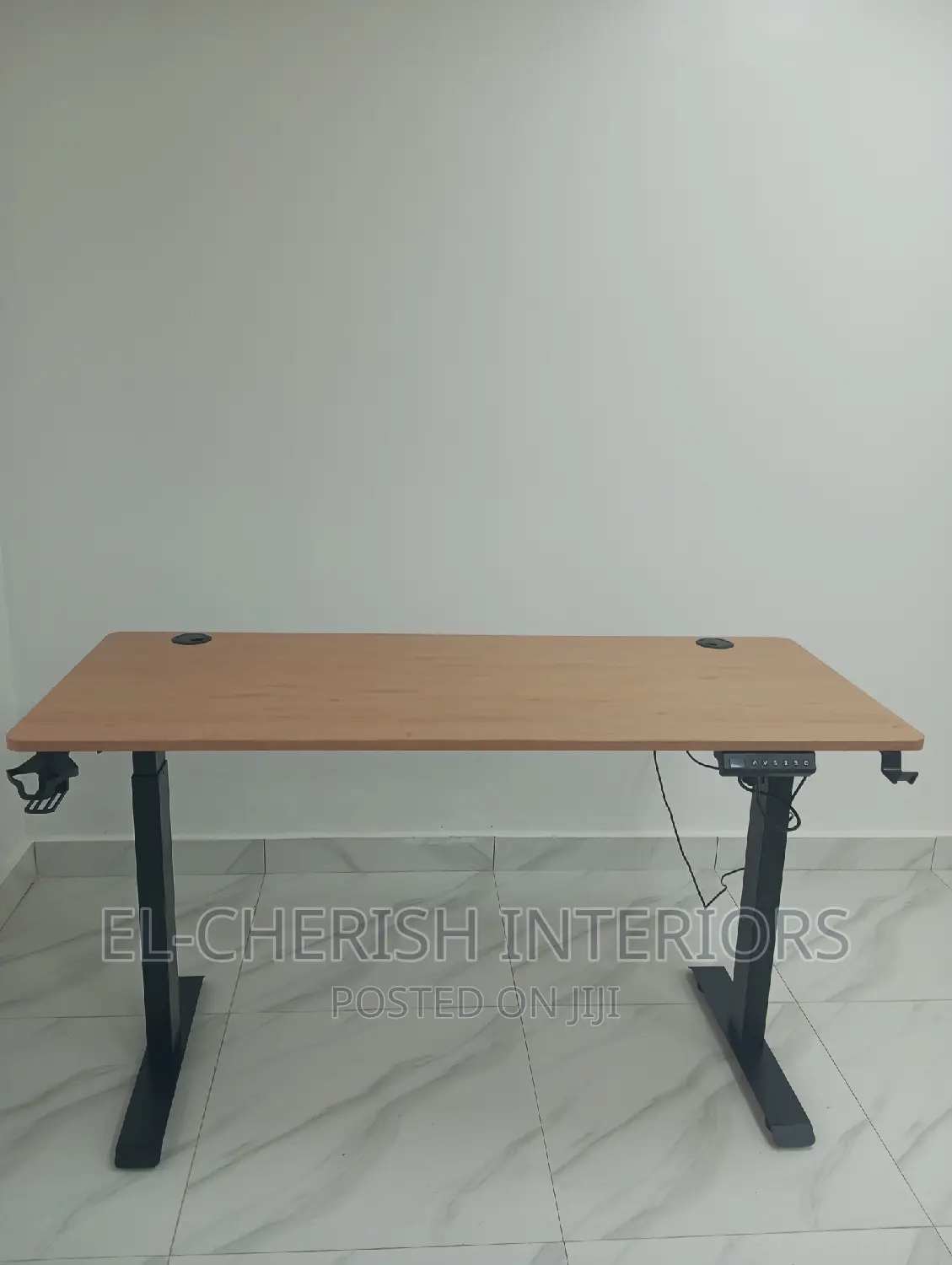 Supper Electronic Height Adjustable Table