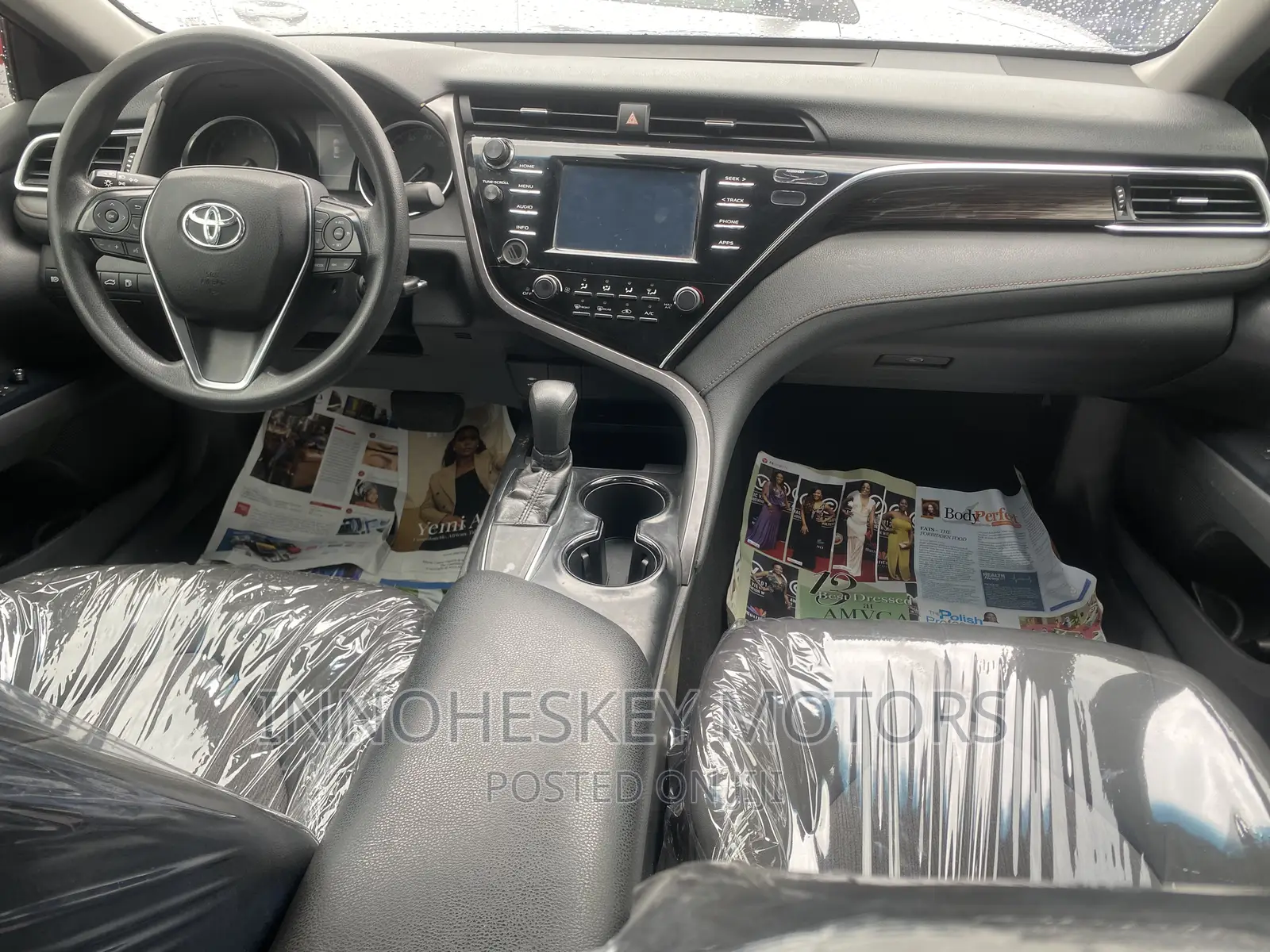 Toyota Camry LE (2.5L 4cyl 8A) 2019 Blue
