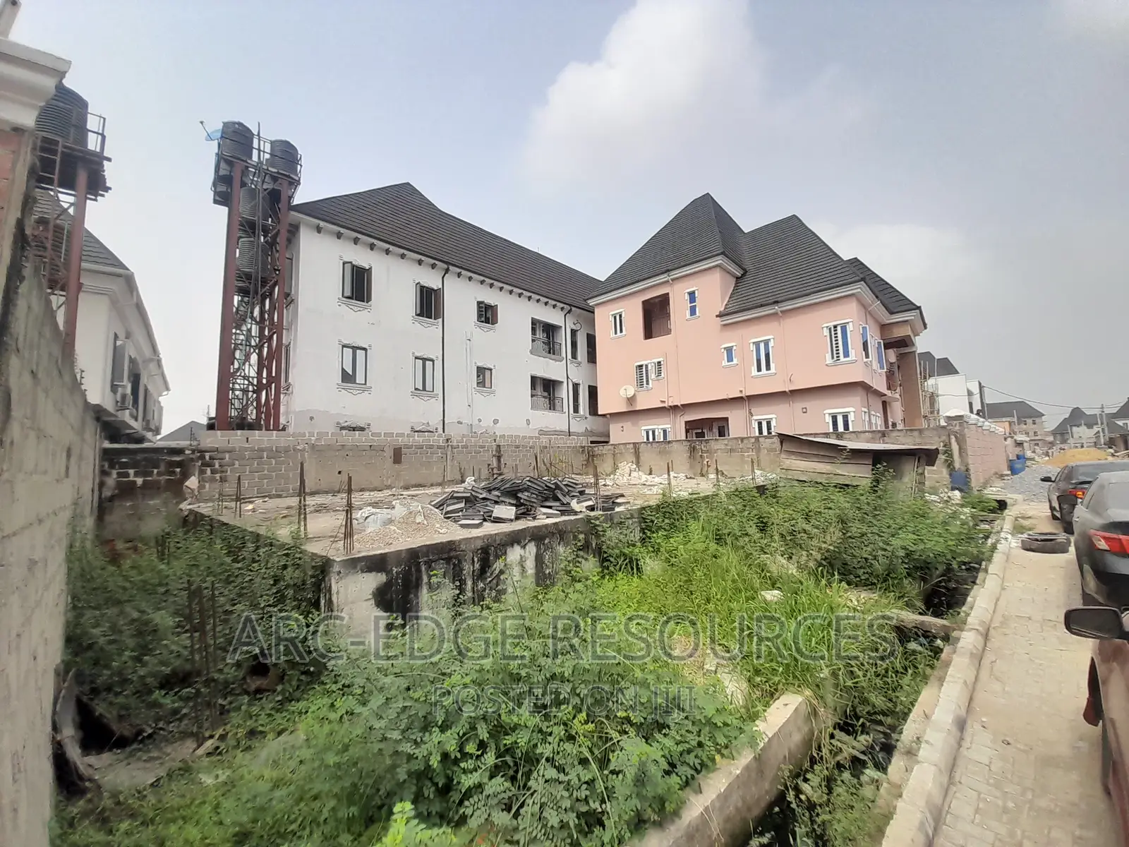 Dry Land With High Foundation With Cofo