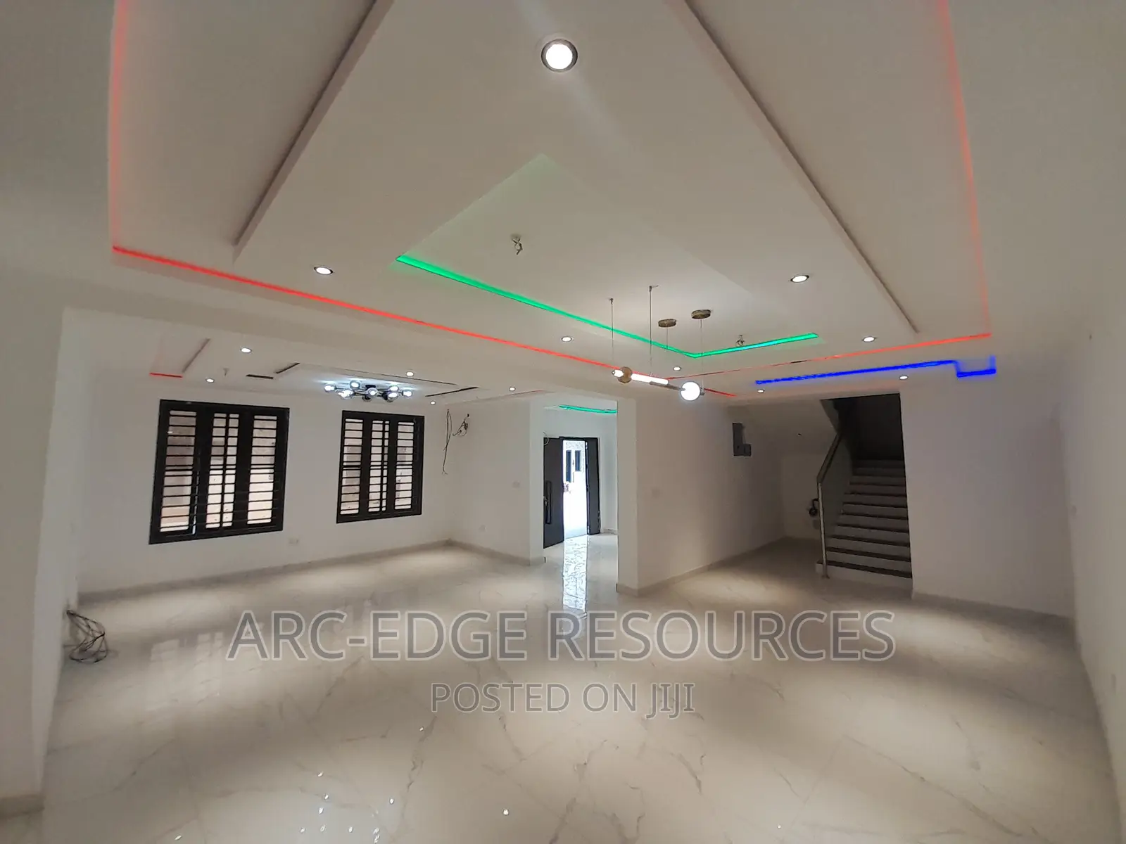 6bdrm Duplex in Lekki Phase 1 for sale