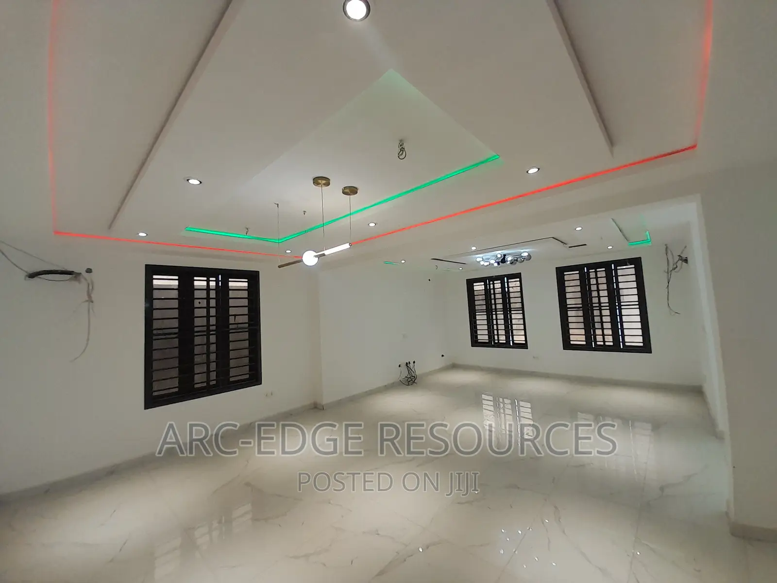 6bdrm Duplex in Lekki Phase 1 for sale