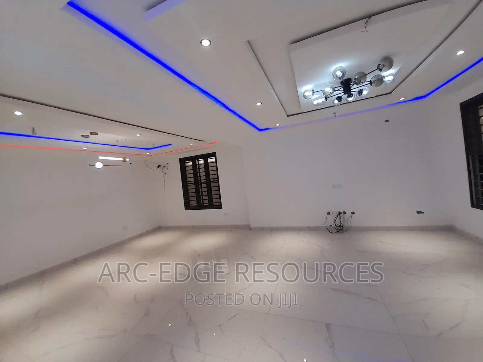 6bdrm Duplex in Lekki Phase 1 for sale