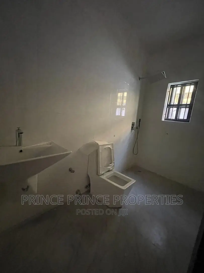 Furnished 3bdrm Block of Flats in Surulere for rent