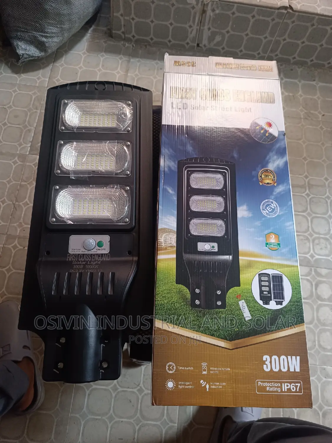 200wats All in One Solar Street Light 3eyes