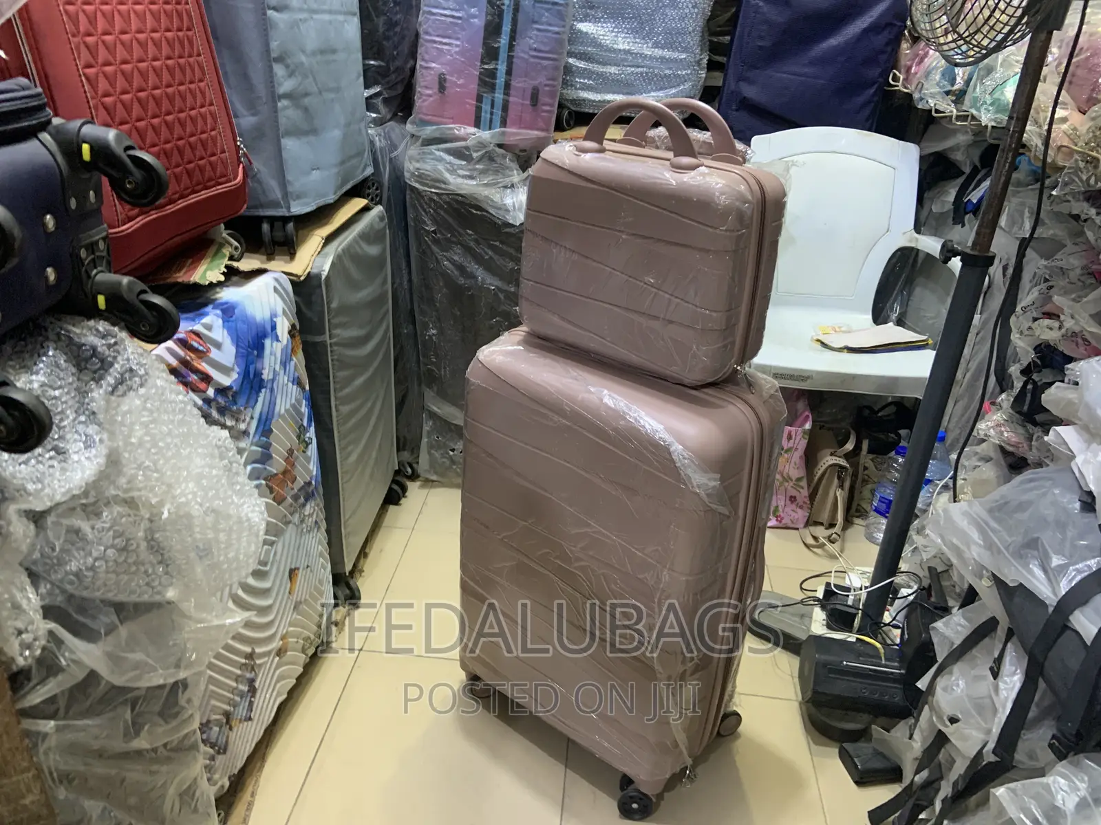 Medium Size Unbreakable Rubber Luggage With Carry on Kit
