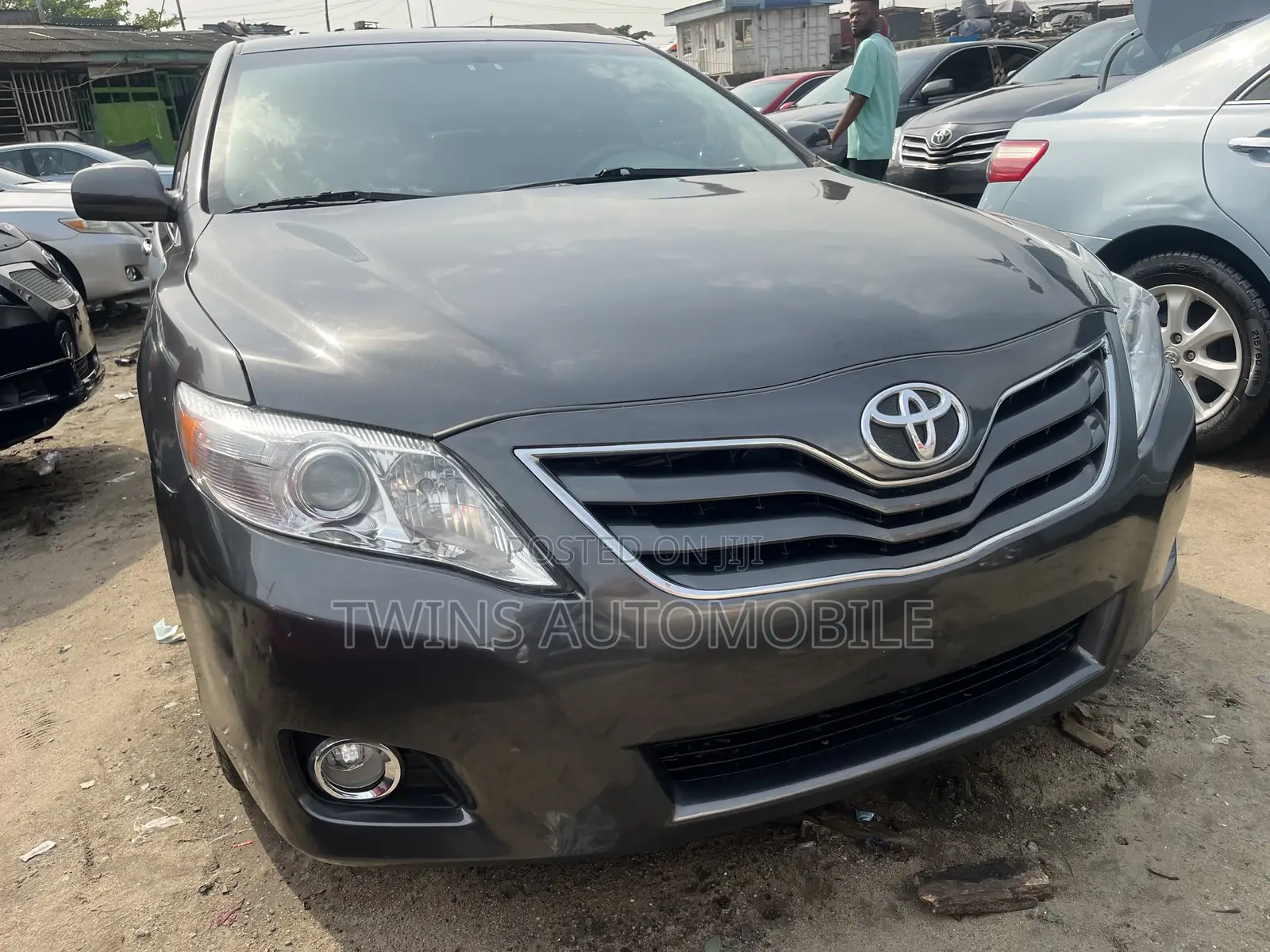 Toyota Camry 2011 Gray