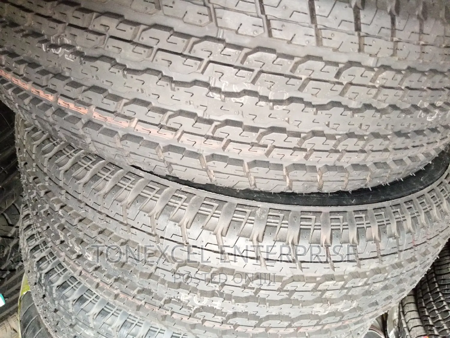Bridgestone 255/70/18 Made in Japan 18months Warranty