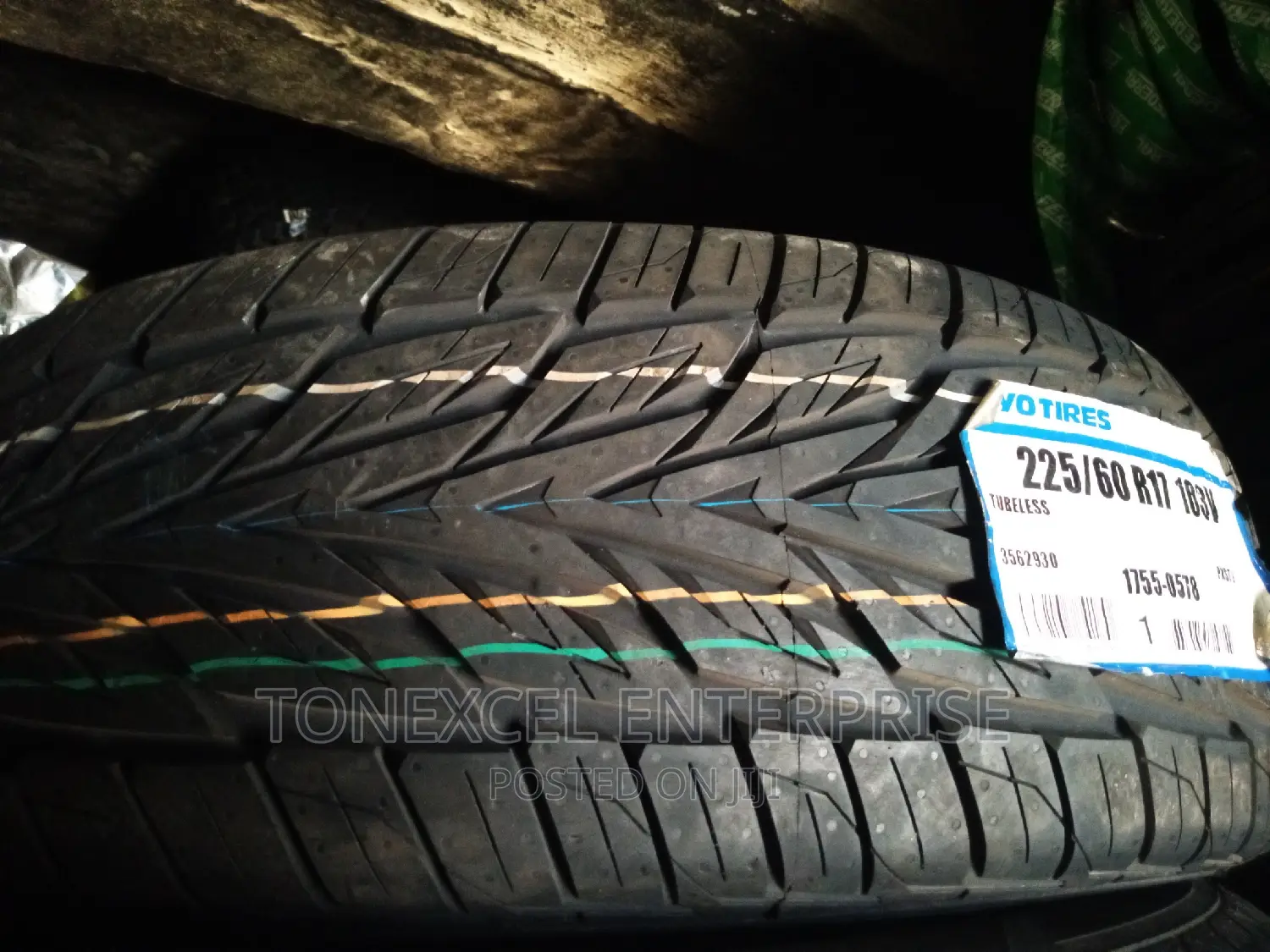 Toyo Japan 225/60/17 2yrs Warranty