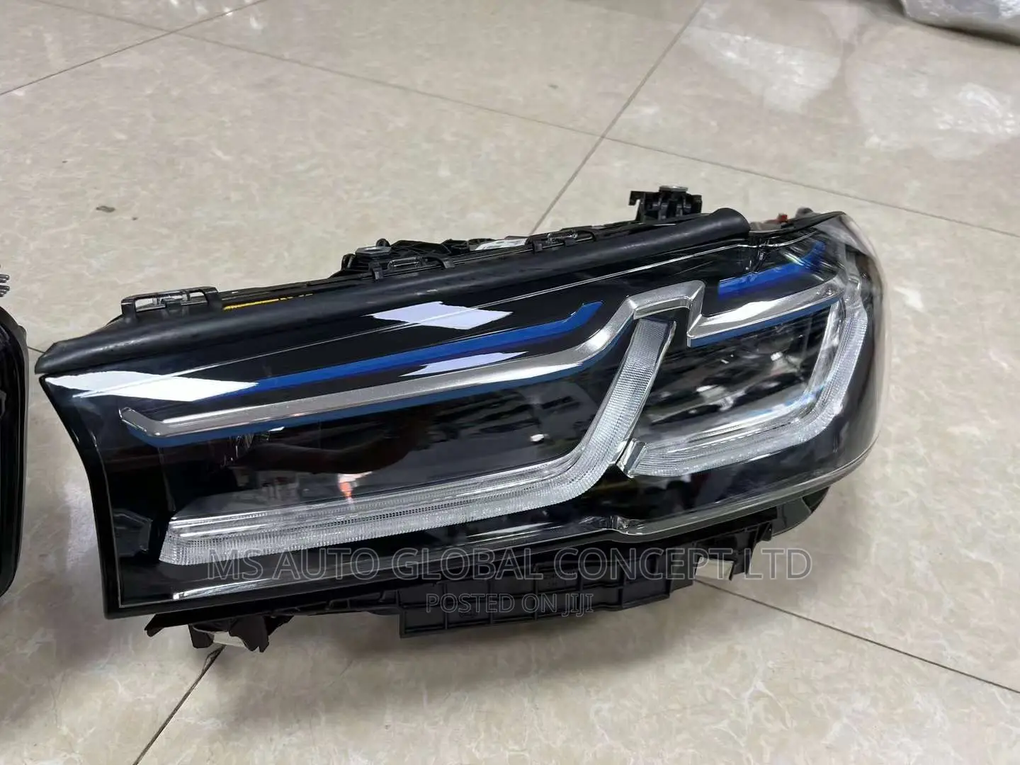 BMW M5 2022 Headlights