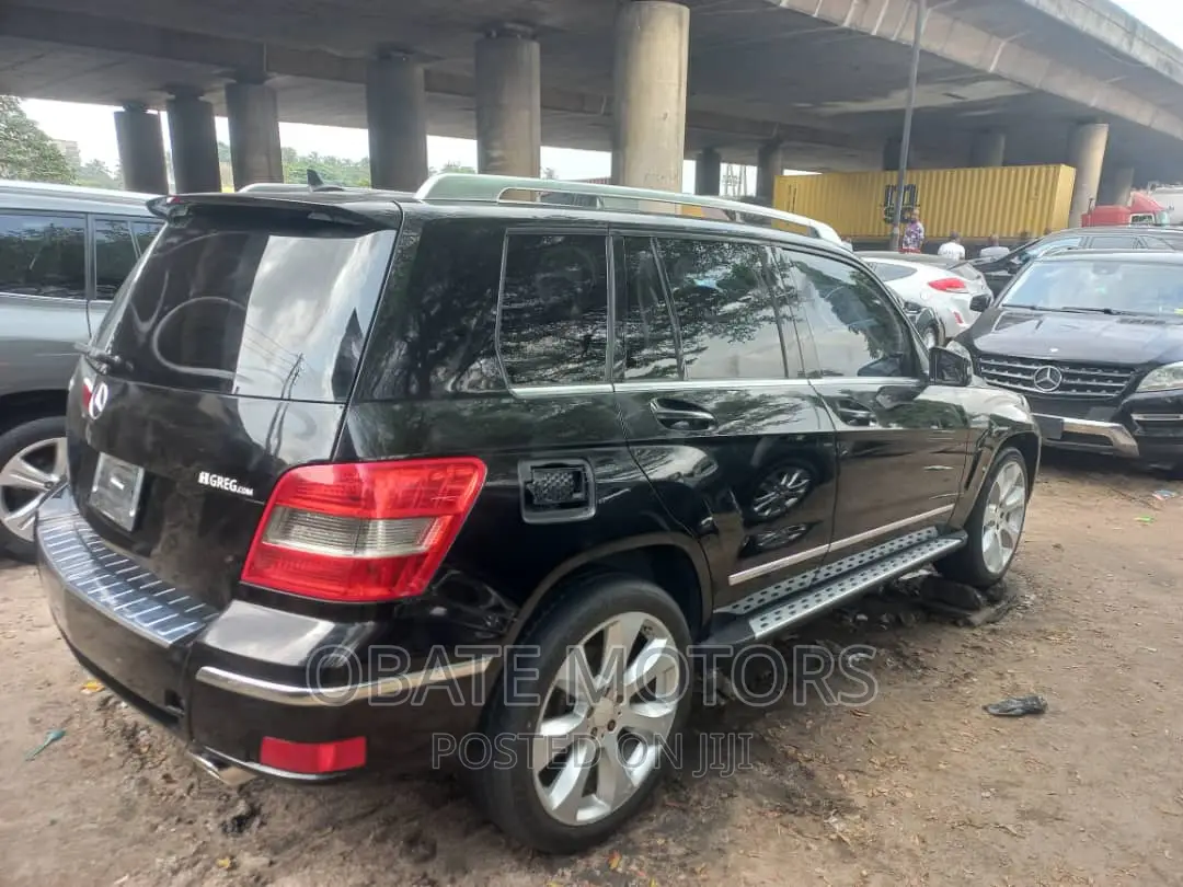 Mercedes-Benz GLK-Class 350 4MATIC 2012 Black
