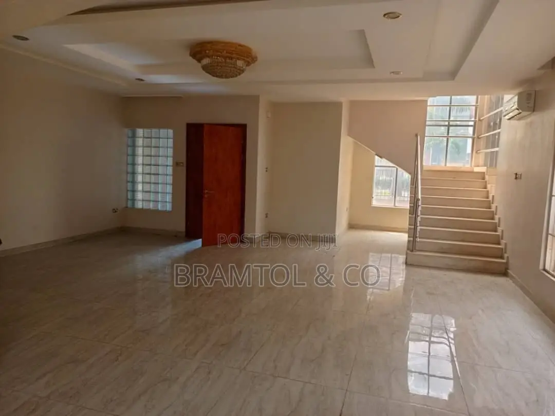 3bdrm Apartment in Lugbe District for rent