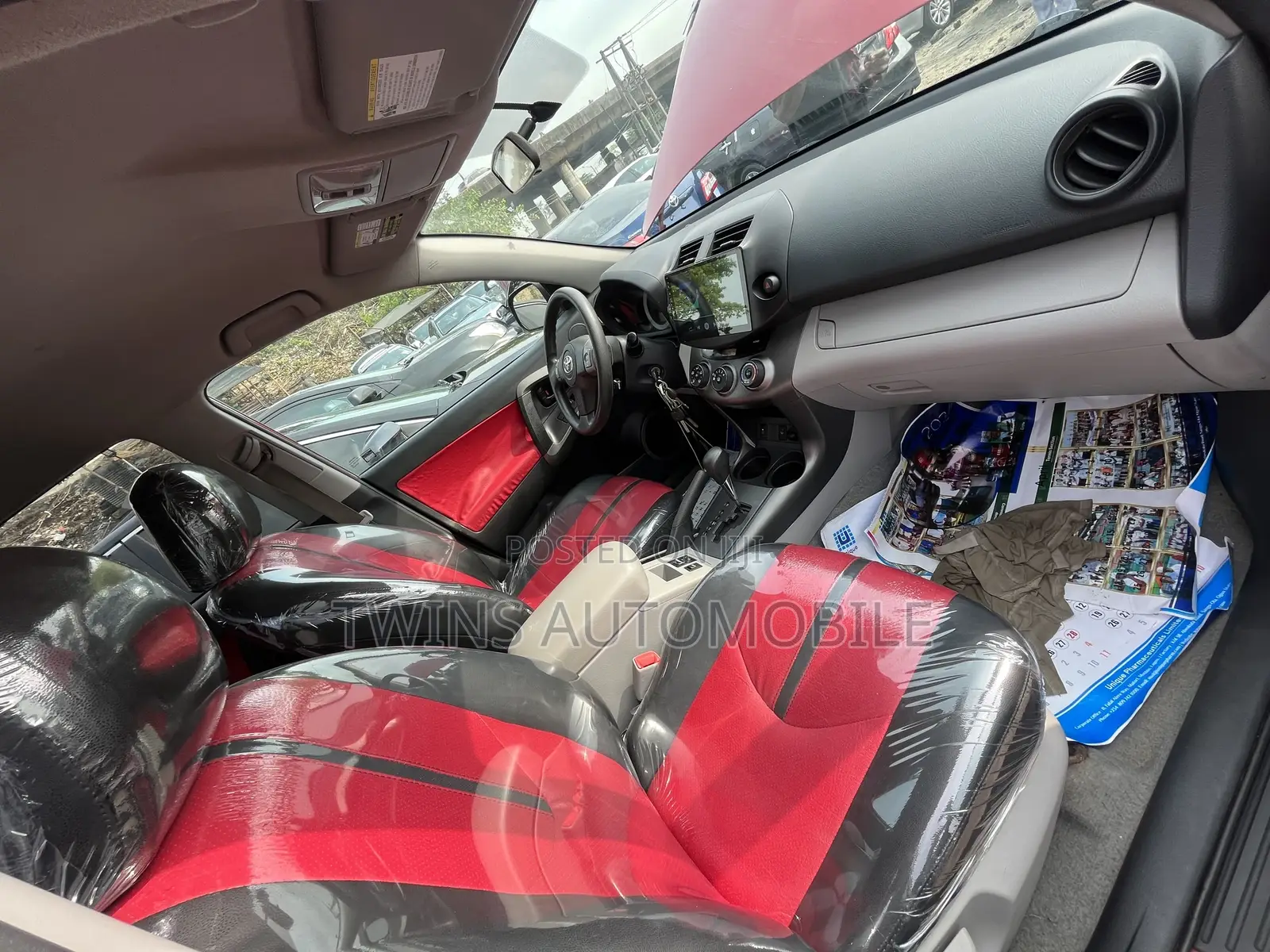 Toyota RAV4 2011 Red