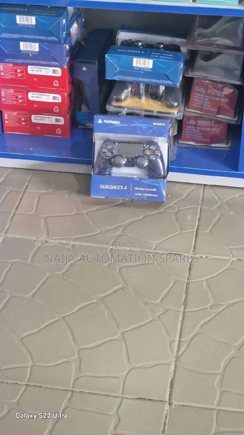 Ps4 Dualshock 4 Wireless Game Controller -Black Colour.