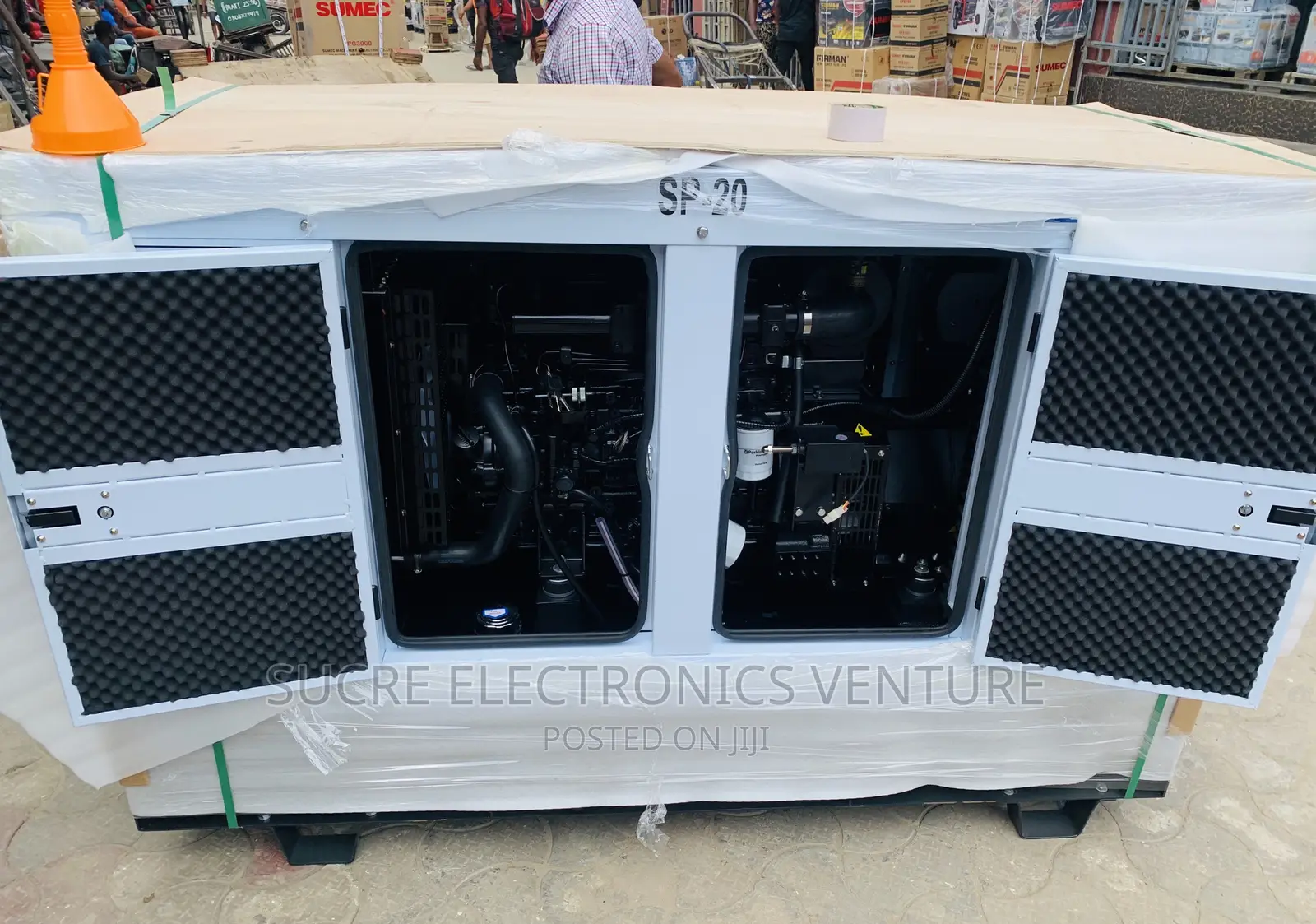 Perkins 20kva England Diesel Soundproof Generator