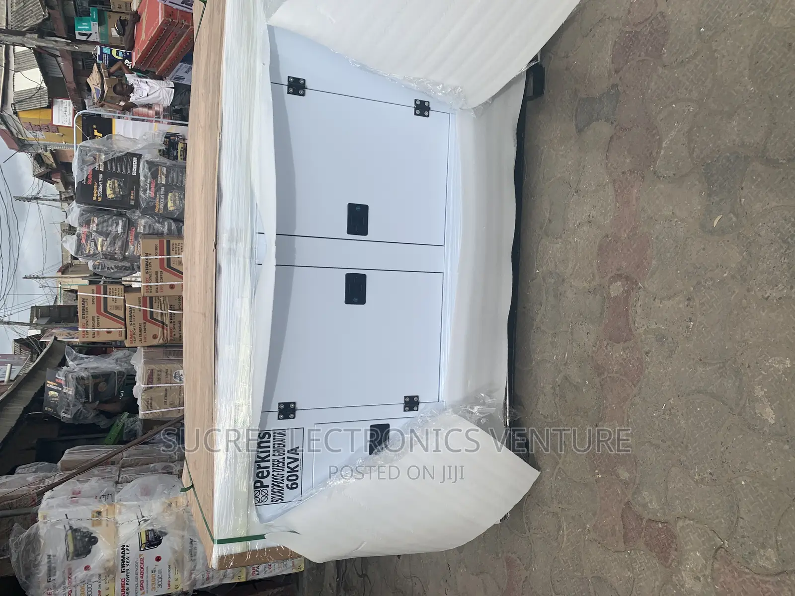 Perkins 60kva Diesel Soundproof Generator (England)
