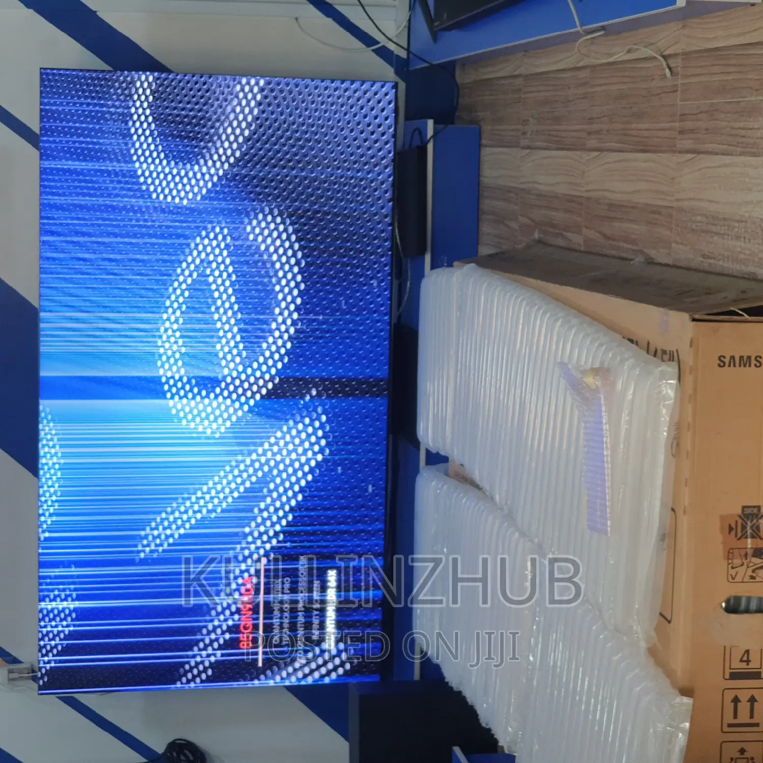 Open-Box Samsung 85” QN900 Neo QLED Smart TV 2023