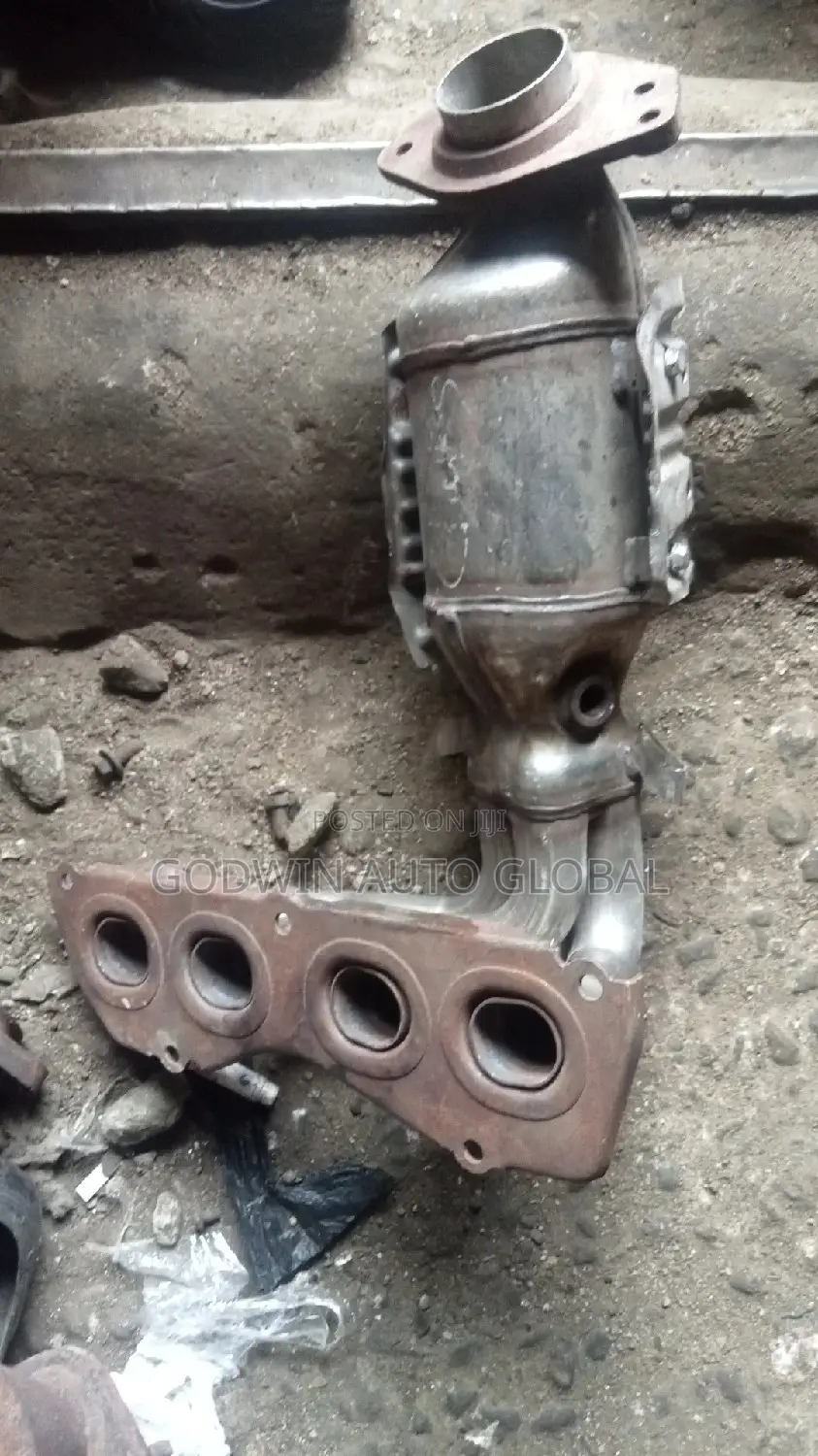 Catalyst Converter Toyota RAV4 2012 Model Engine Catalyst