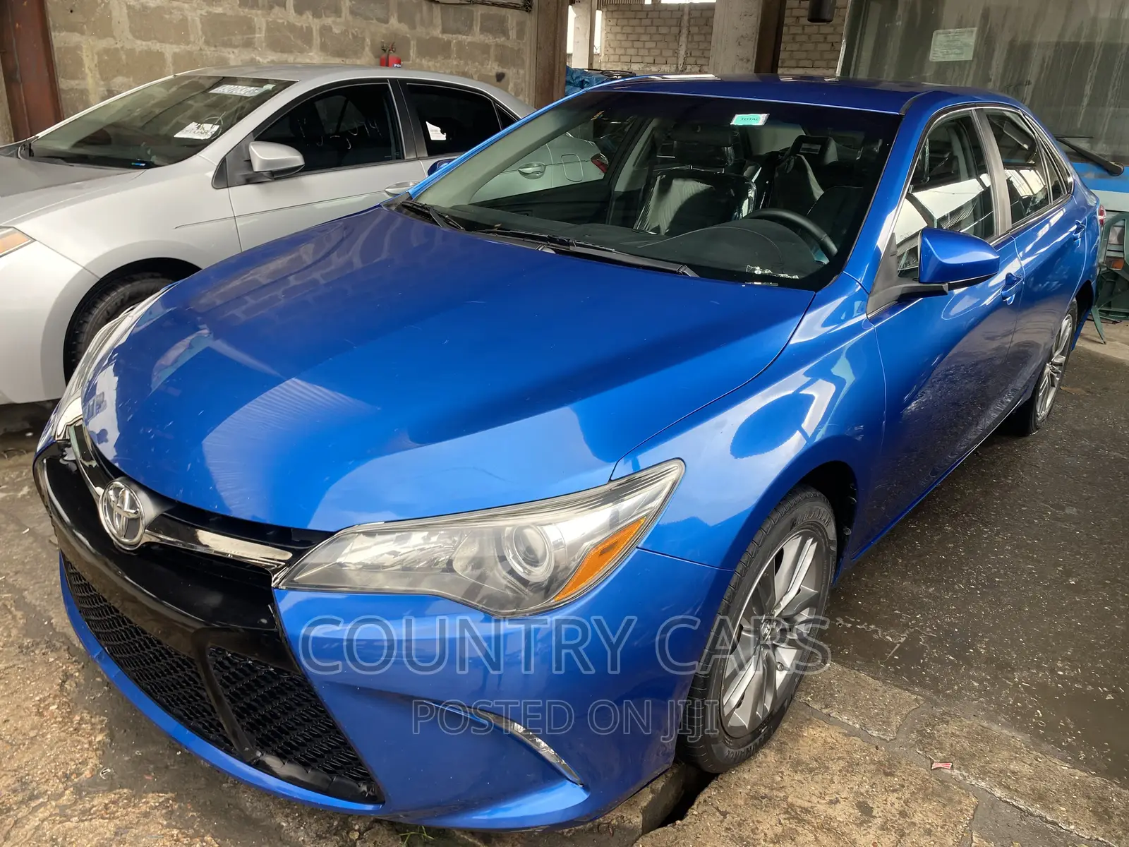Toyota Camry 2017 Blue