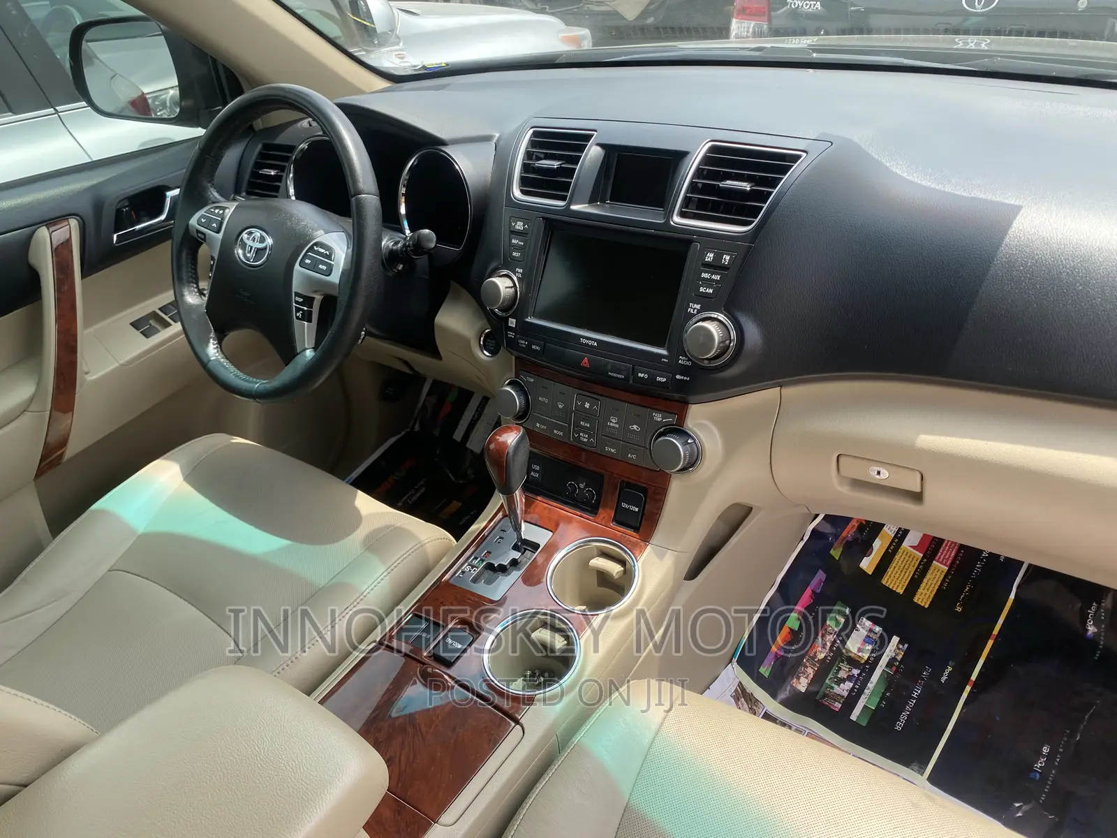 Toyota Highlander Limited 3.5l 4WD 2013 Black