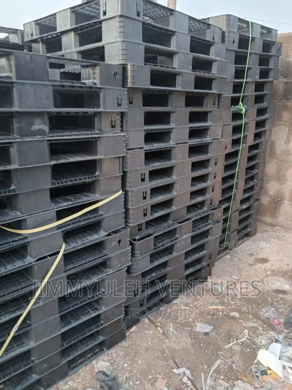 Strong Rubber Pallets