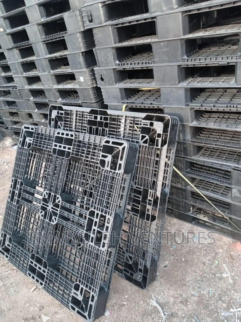 Neatly Imported Rubber Pallets