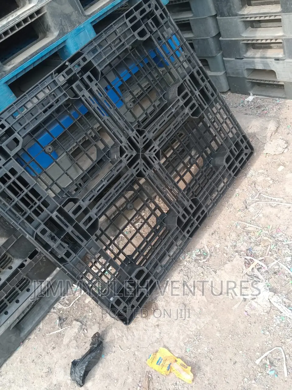 Forklift/Pallets Truck Accessible