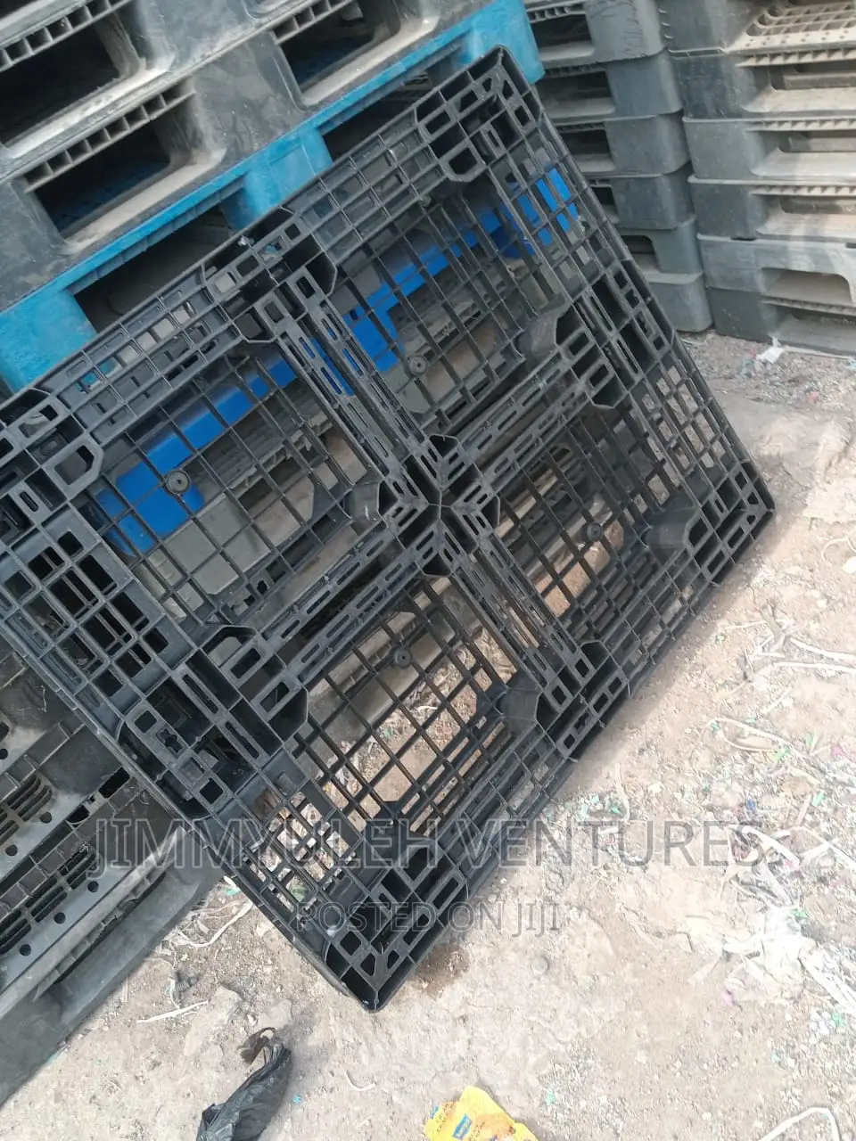 Forklift/Pallets Truck Accessible