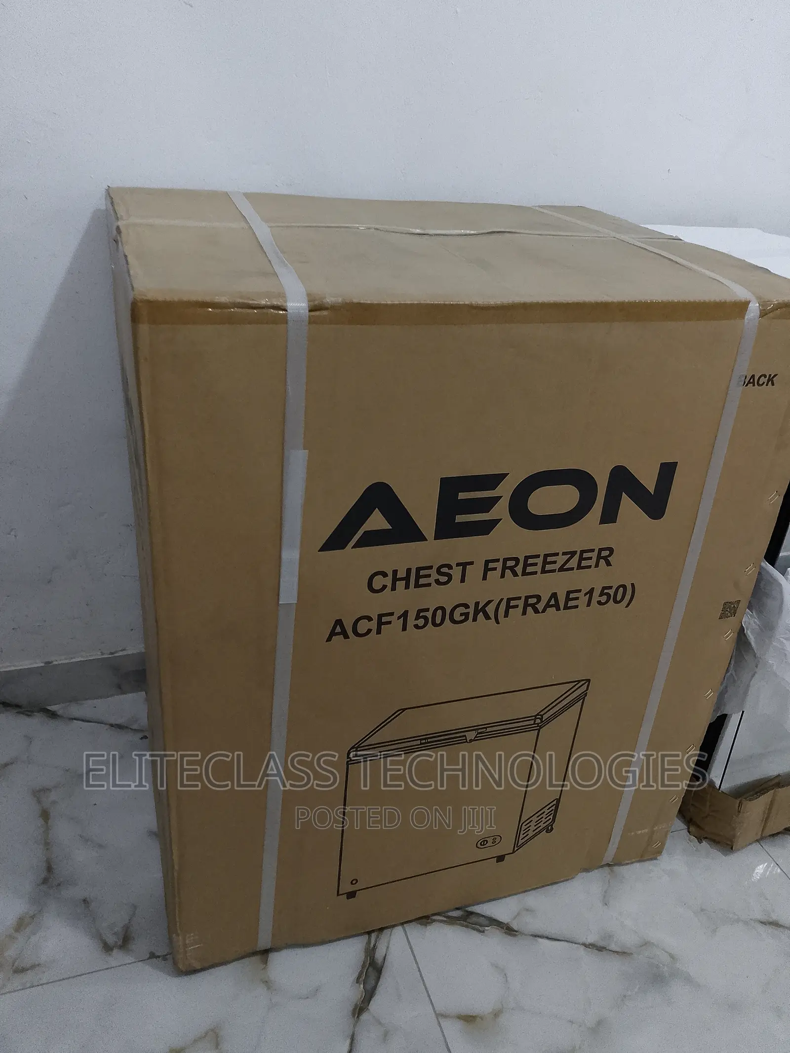 Aeon 147L Recessed Handle Chest Freezer Acf150gk