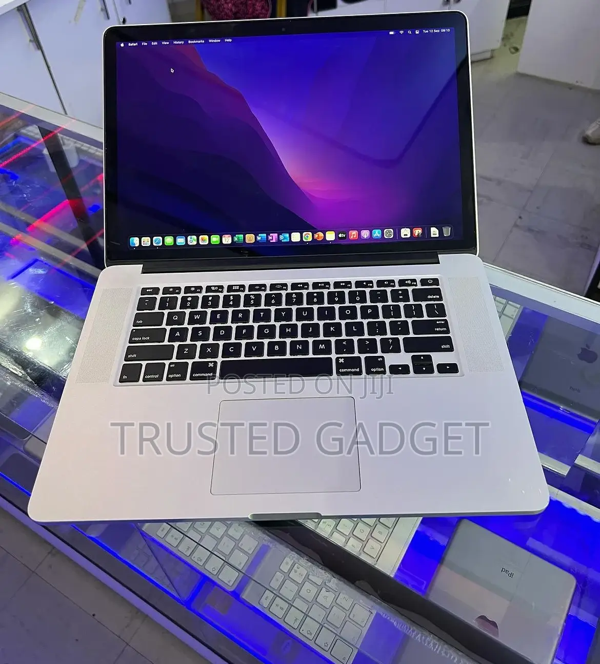 Laptop Apple MacBook Pro 2015 8GB Intel Core I5 SSD 256GB