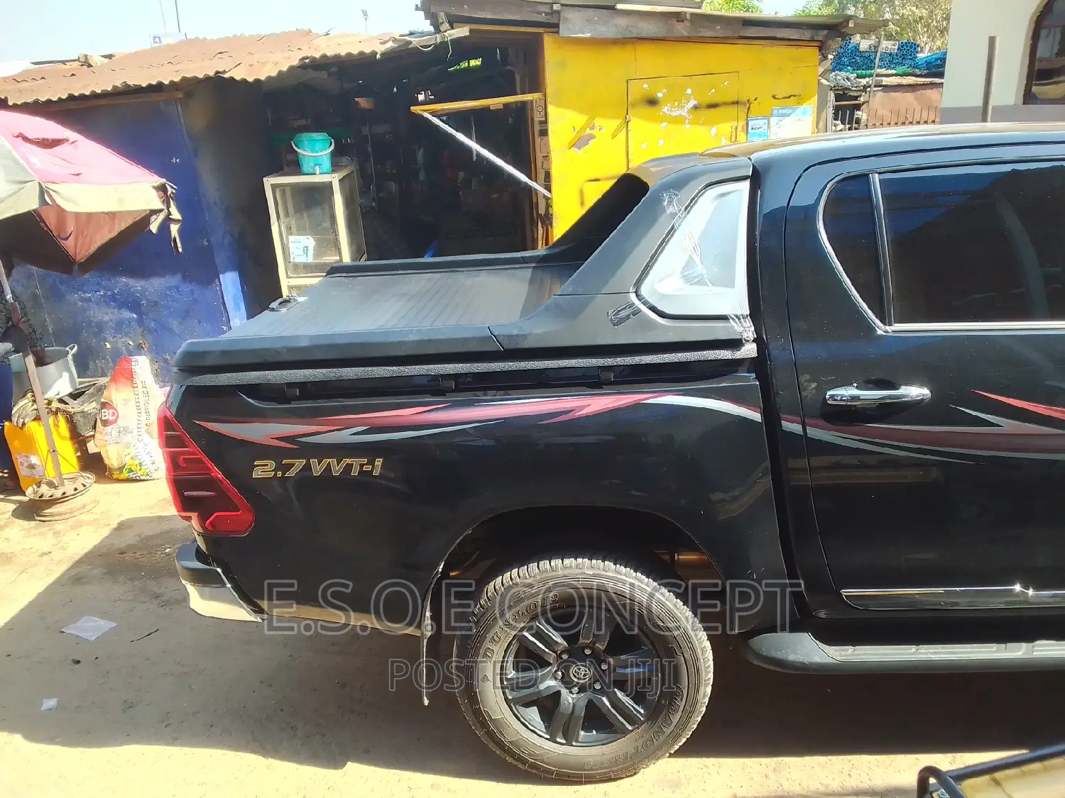 Toyota Hilux Manual Rolling Booth Cover