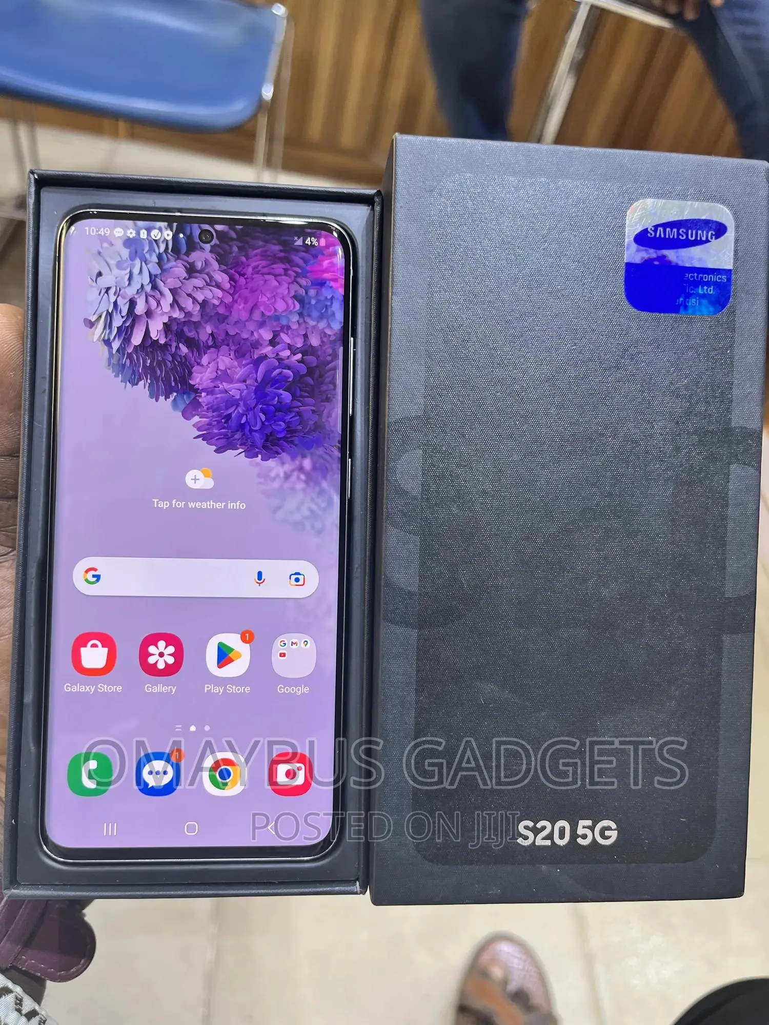 New Samsung Galaxy S20 128 GB Blue