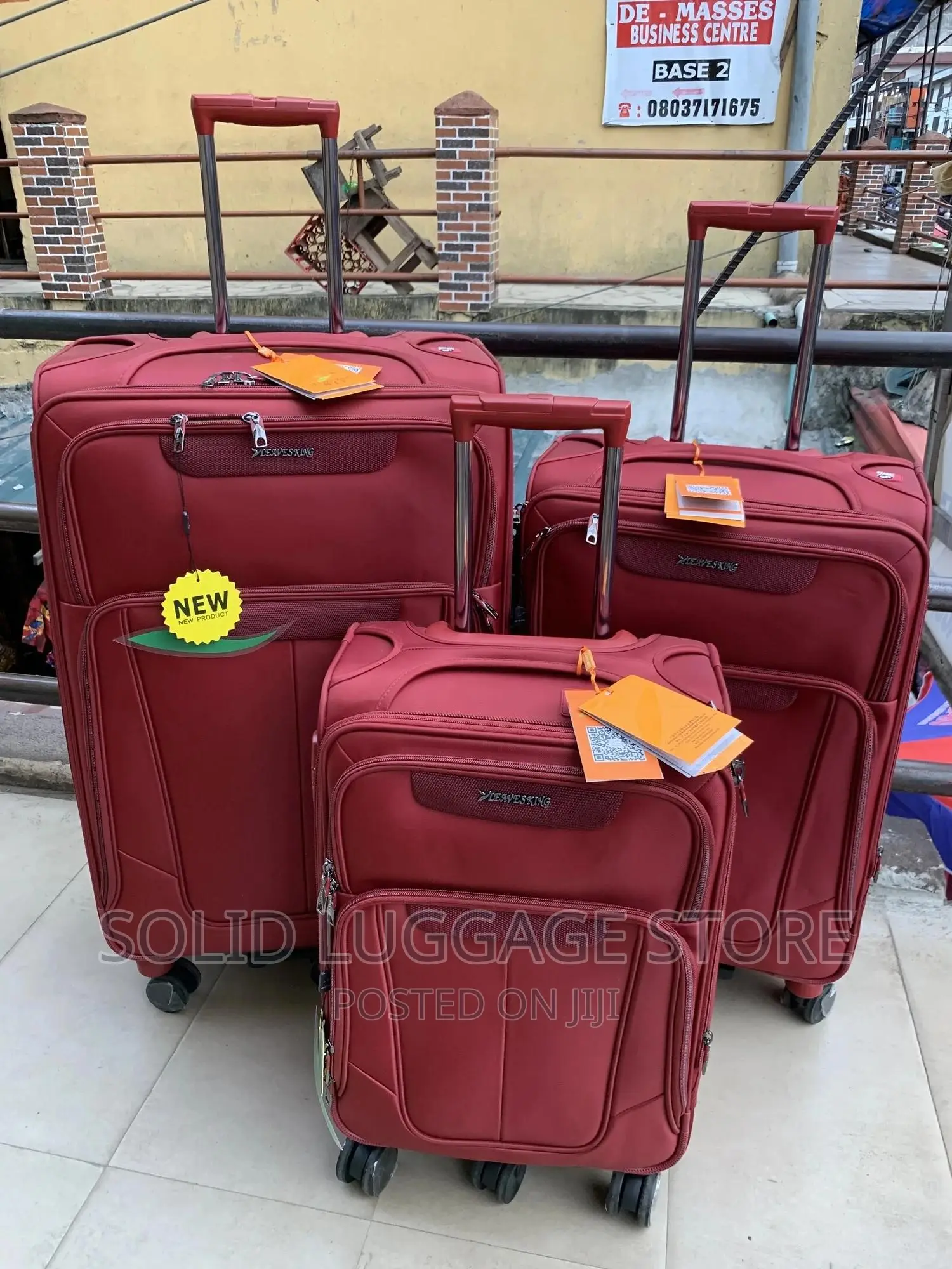Leaves King Luggage Box