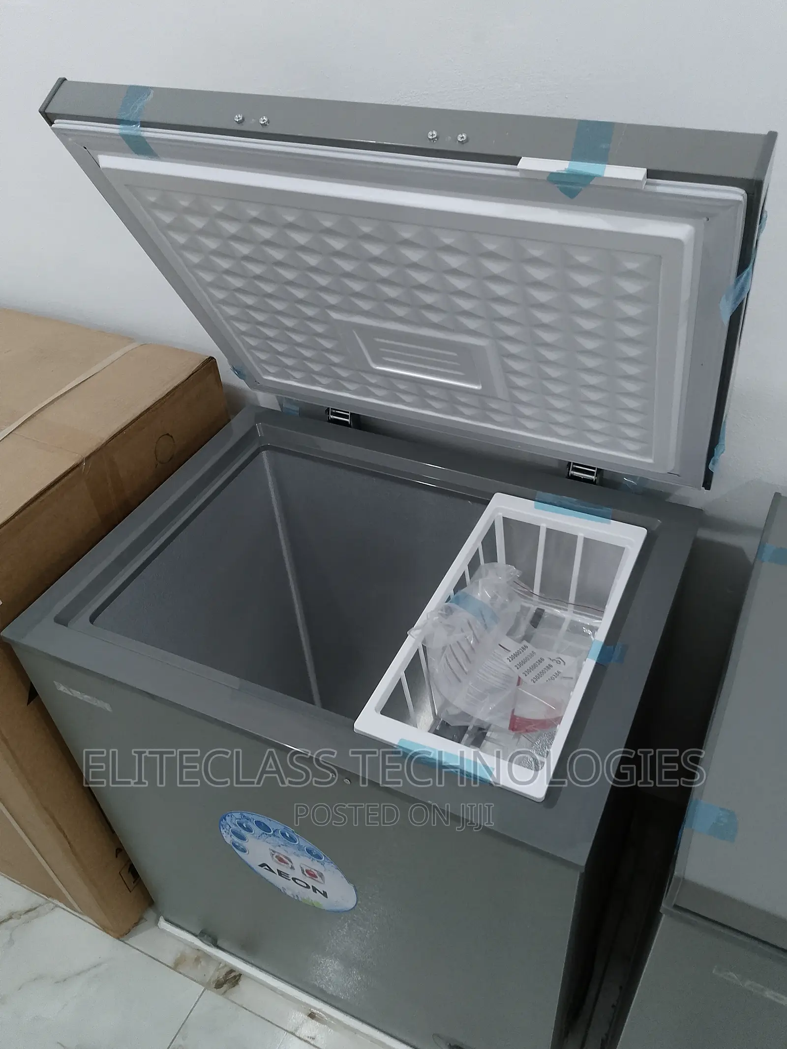 Easy to Use Aeon 147L Chest Freezer ACF-150GK