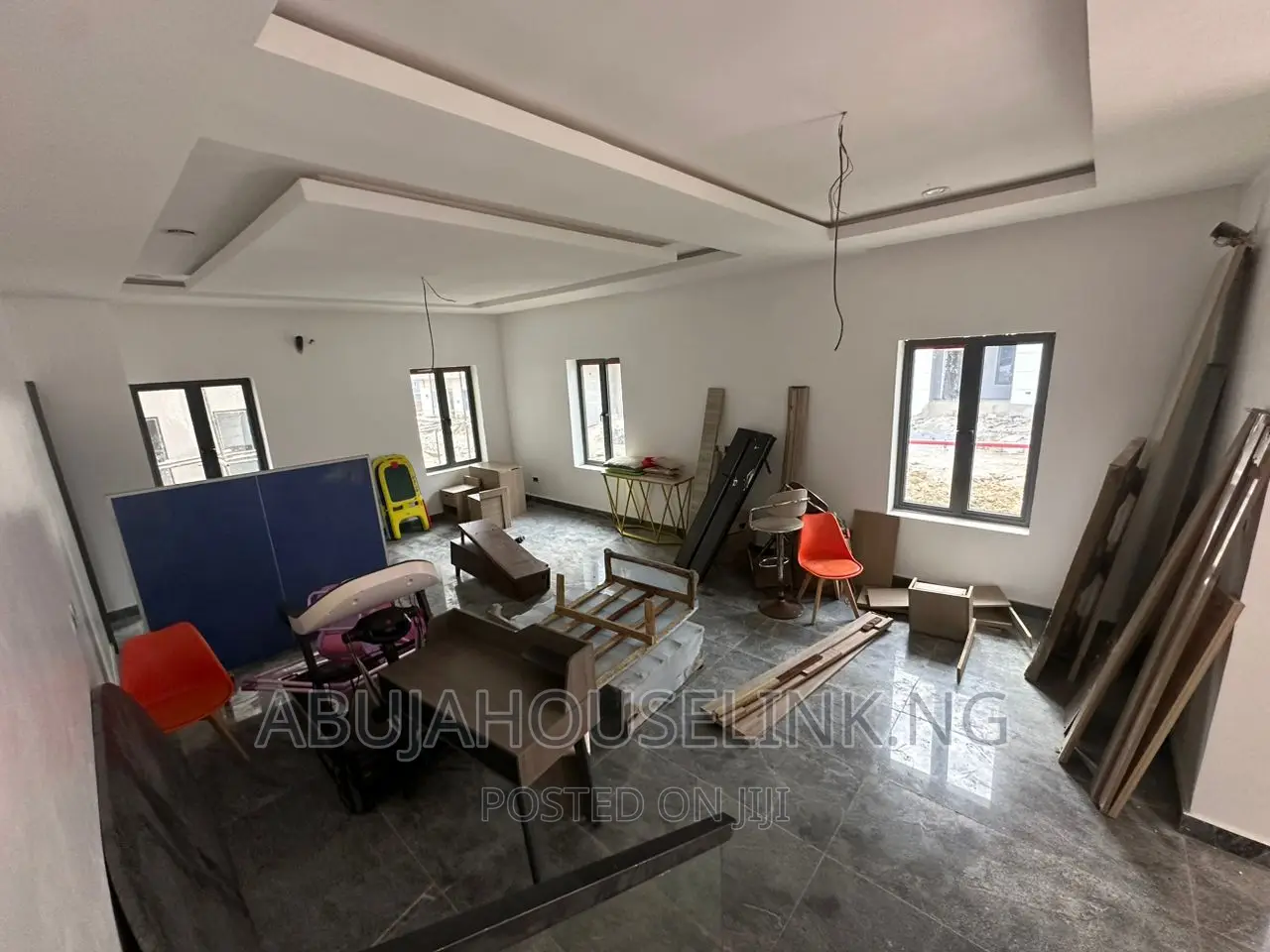 5bdrm Duplex in Guzape Main Abuja for sale