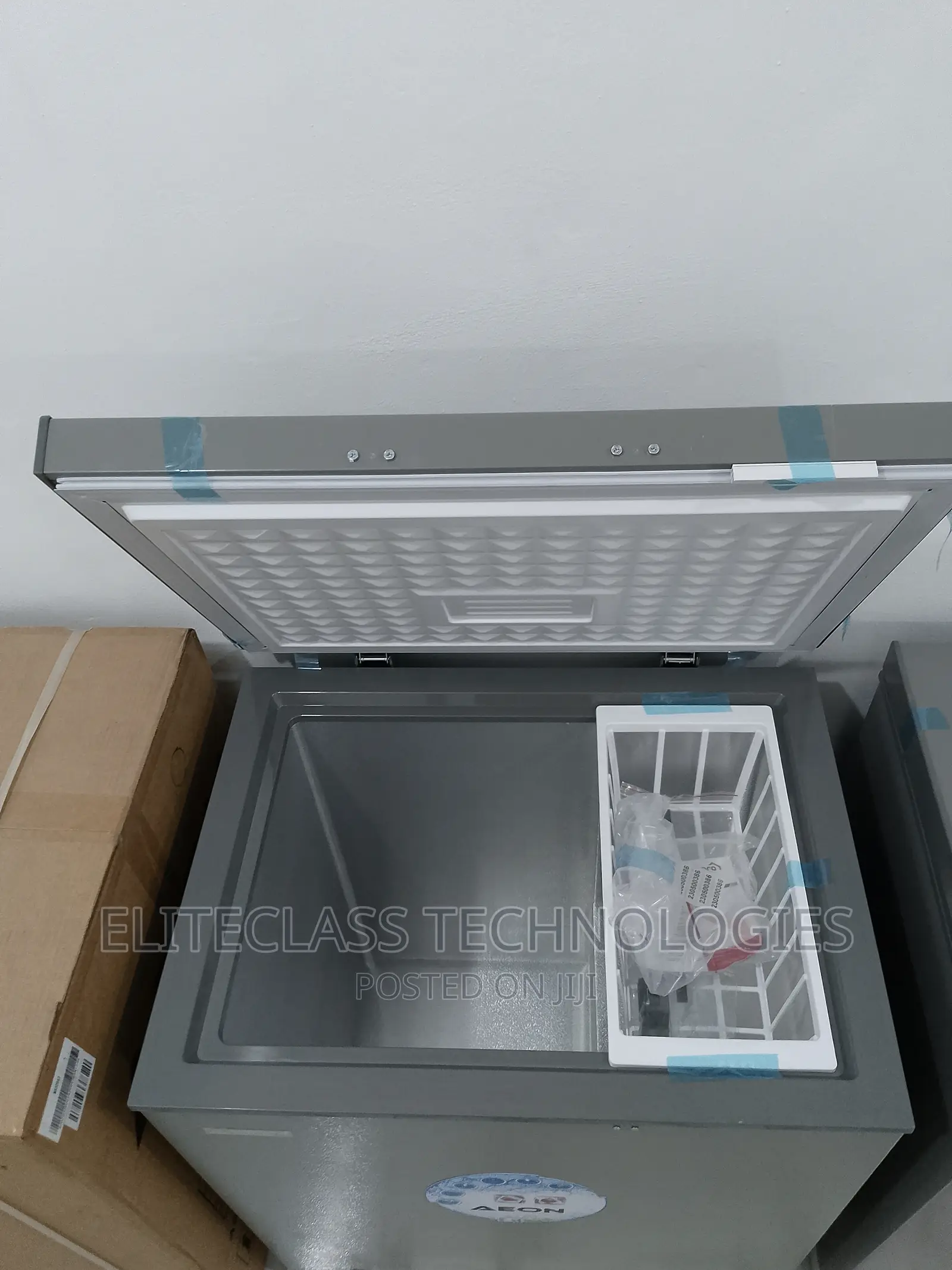 Aeon Large Capacity 147L Chest Freezer ACF150GK