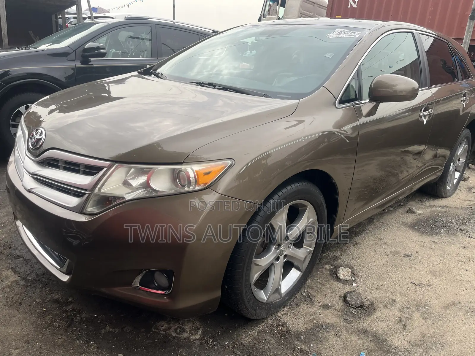 Toyota Venza V6 AWD 2011 Brown