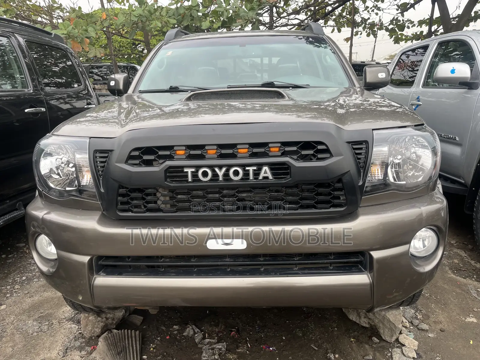 Toyota Tacoma Double Cab V6 2011 Gray