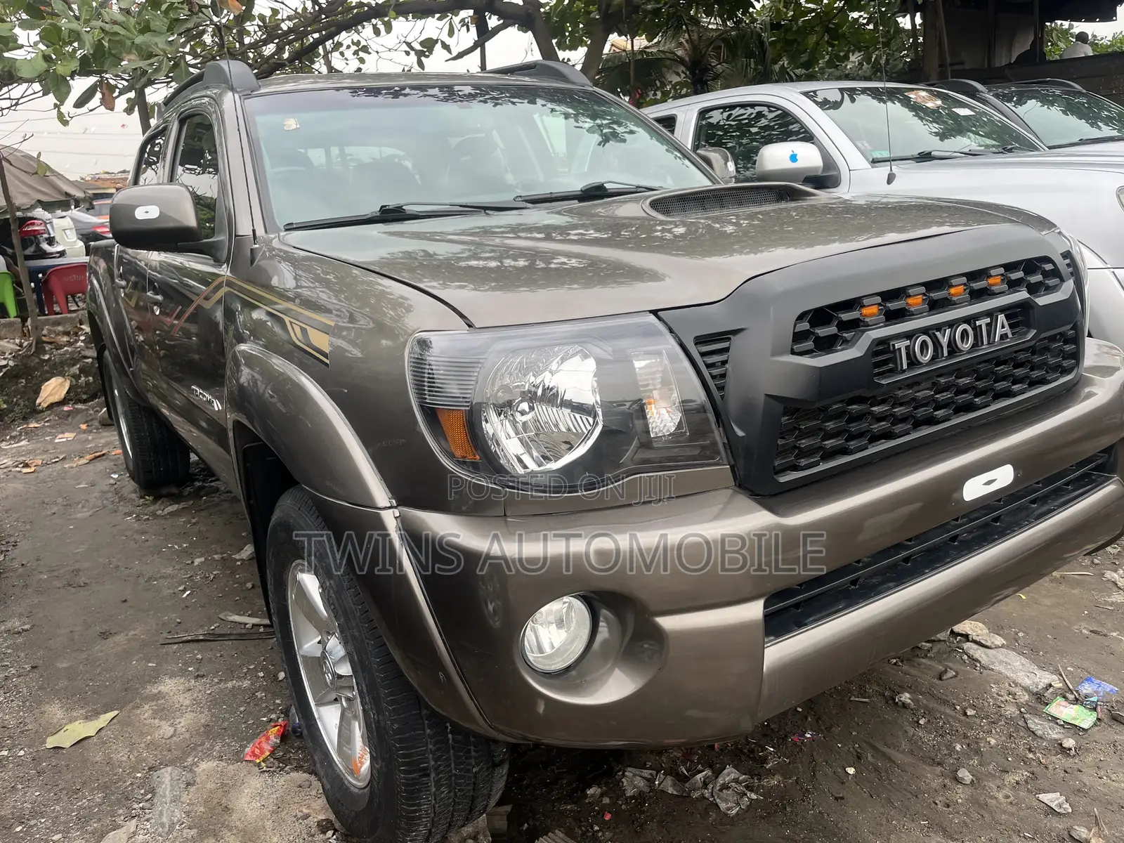 Toyota Tacoma Double Cab V6 2011 Gray
